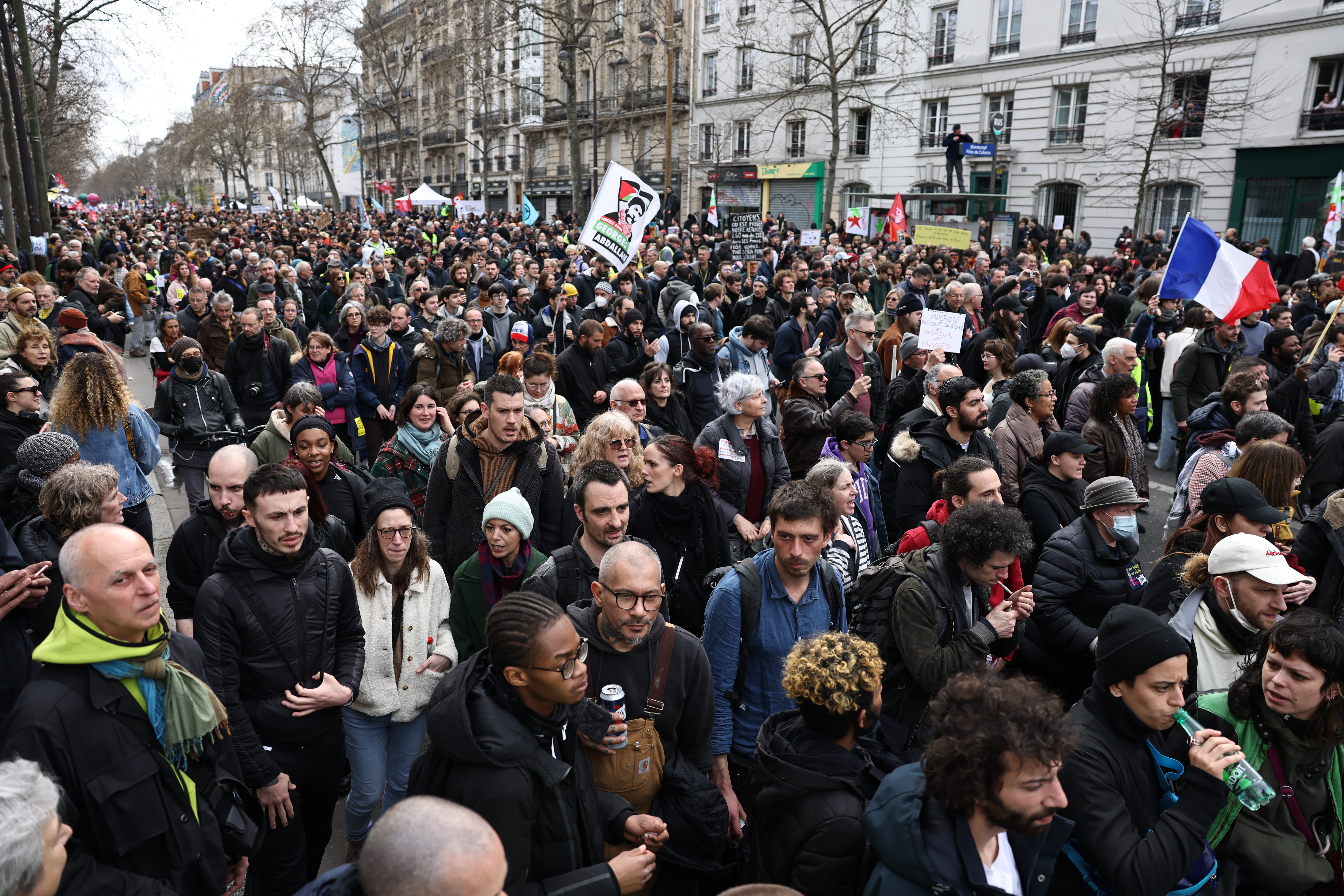 Ce jeudi s’est ouvert une nouvelle grande journée de mobilisation à travers la France contre la réforme des retraites, avec des grèves dans différents secteurs et de nombreuses manifestations, comme ici à Paris. LP/Frédéric Dugit