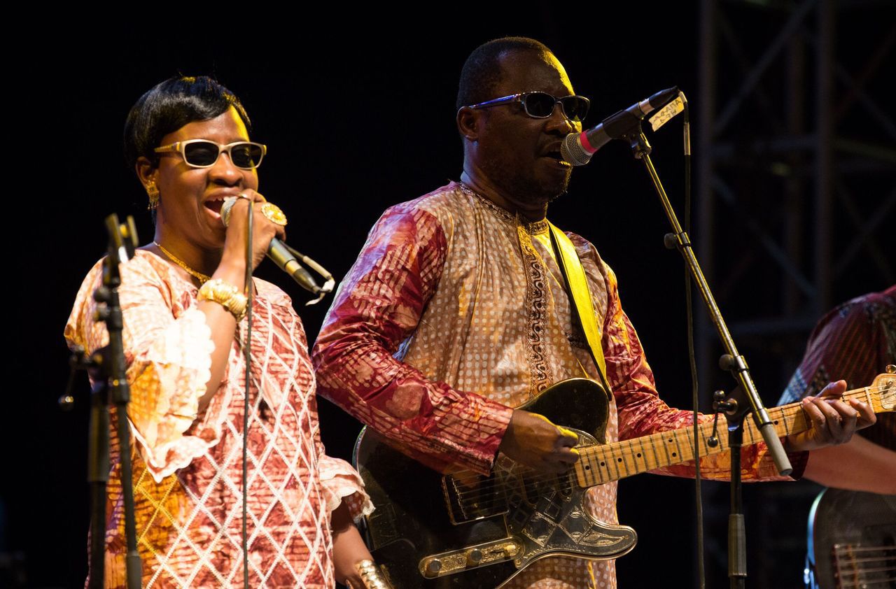 Amadou et Mariam, ici lors d'un concert en 2019, sont les parrains de l'édition 2023 du festival Essonne-Mali. Le duo va clôturer les festivités avec un concert le 5 février au Plan de Ris-Orangis. LP/Philippe de Poulpiquet