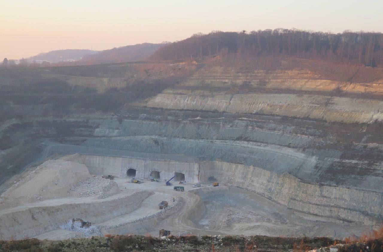 <b></b> Cormeilles-en-Parisis, le 15 décembre 2016. Plusieurs recours avaient été déposés par l’Association intercommunale de défense de la butte du Parisis (Aidbp) et l’association Les Amis du Fort contre les arrêtés préfectoraux d’exploitation.