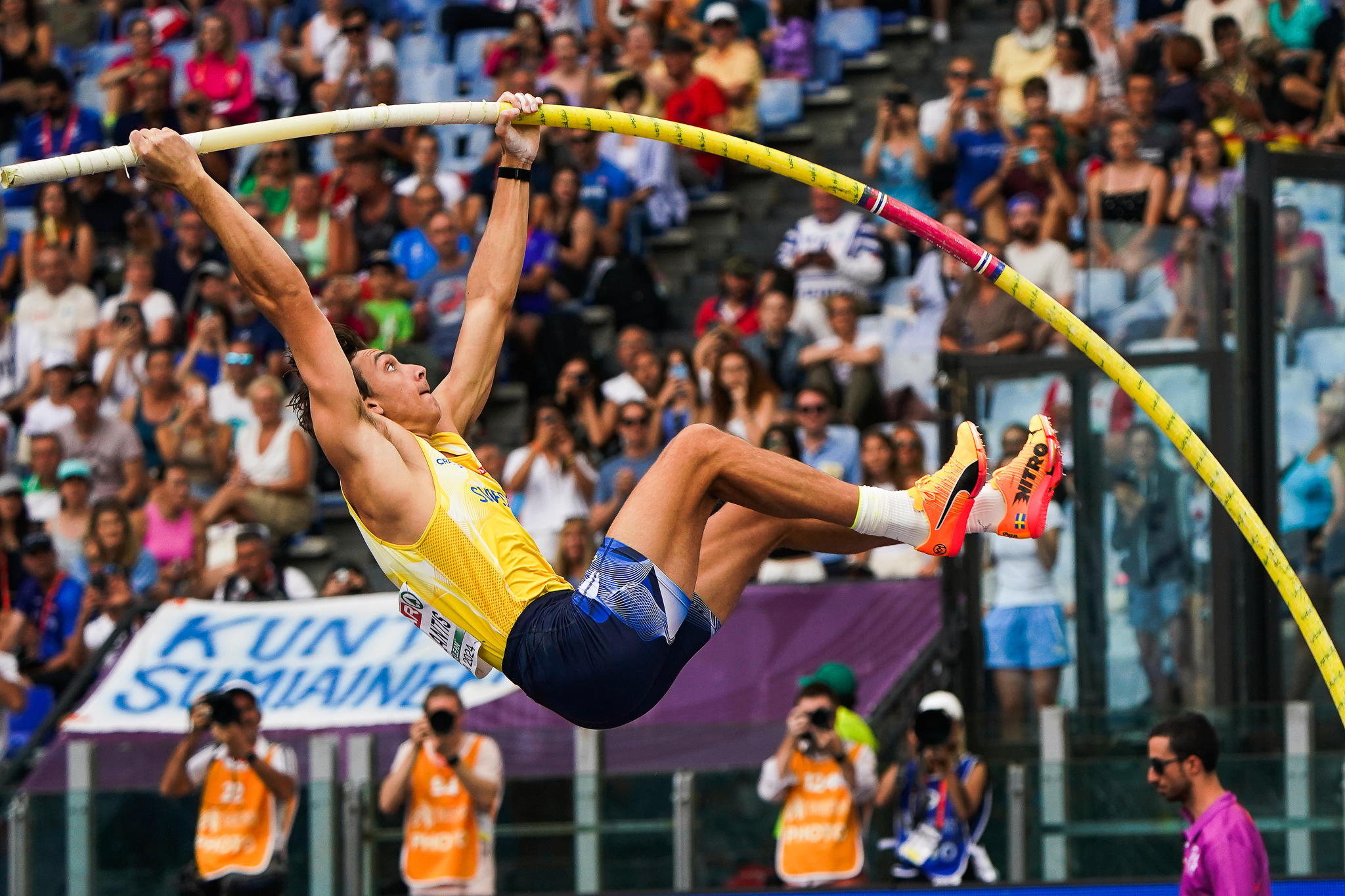 Armand Duplantis lors des qualifications à Rome. Icon Sport