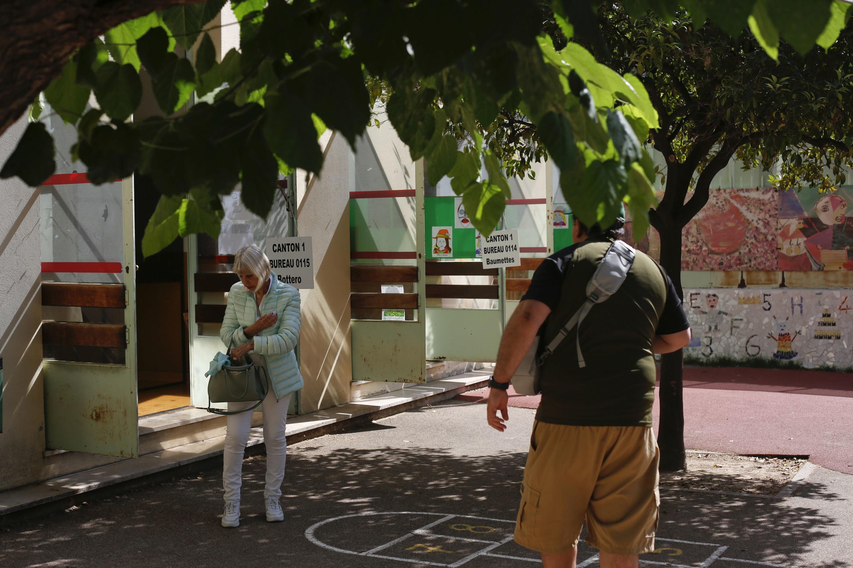 Nice (Alpes-Maritimes), le 30 juin. C'est ici, à l'école des Baumettes, que l'incident entre le président du bureau de vote et un assesseur désigné par le camp d'Éric Ciotti s'est produit. LP/Laurent Carré