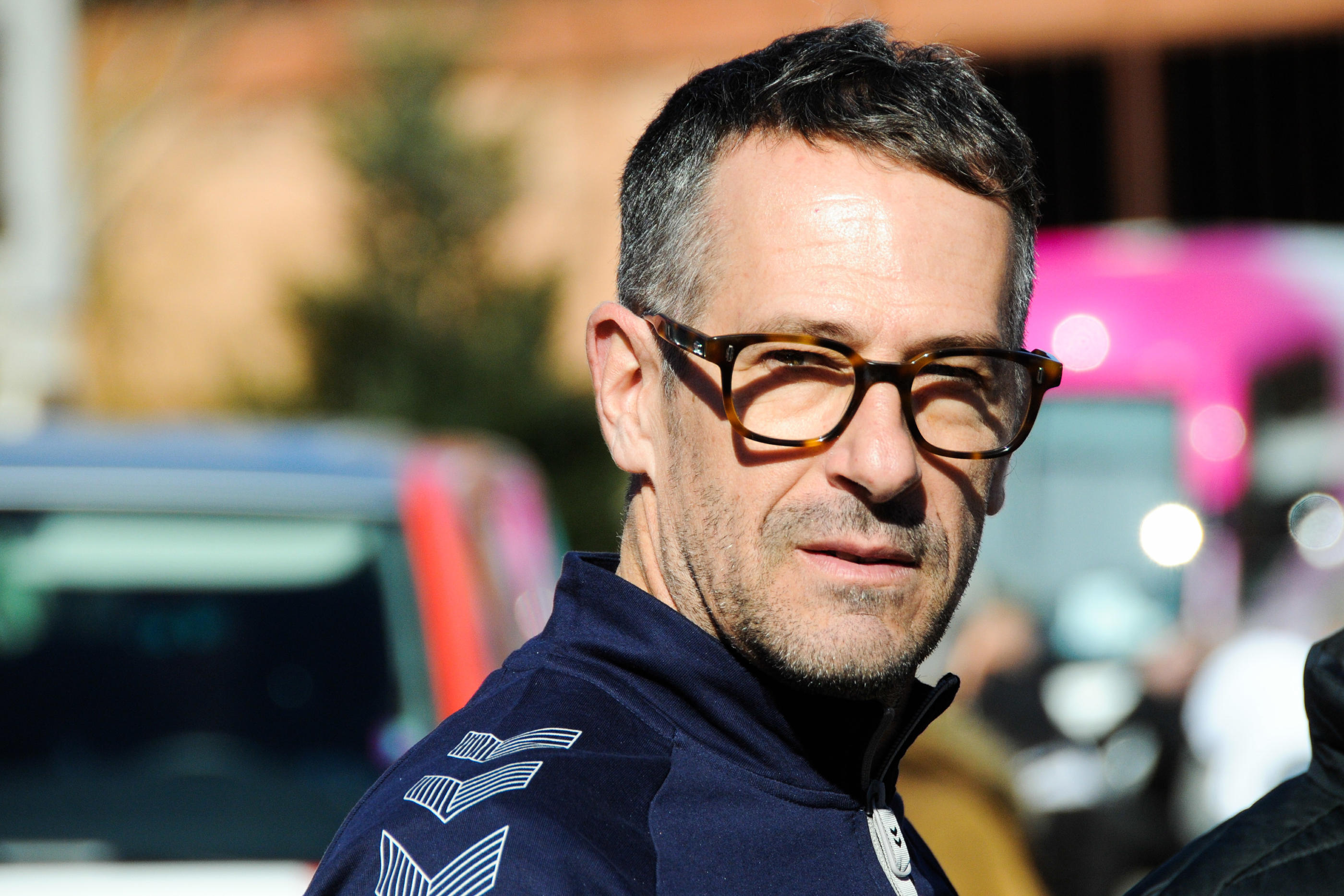 Julien Jurdie, directeur sportif d'AG2R-Citroën, bonne surprise de la série Netflix sur le Tour de France 2022, se distingue par son naturel et sa passion cycliste vécue jusqu'au bout de l'épiderme. Icon Sport/Jean-Michel Bancet