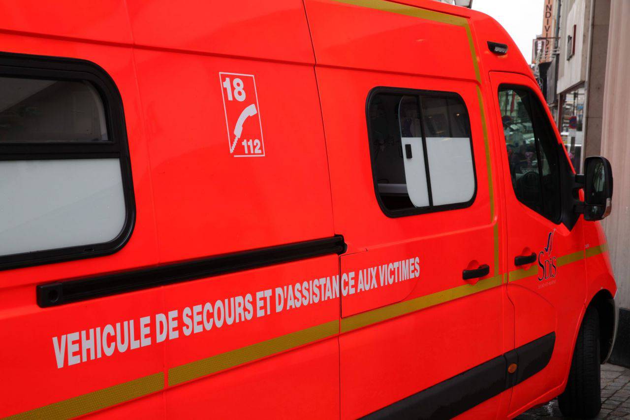Illustration. Un véhicule de secours des pompiers a été percuté avec un patient à son bord, samedi soir, lors d'un accident sur l'autoroute A6 en Essonne. LP/O.B.