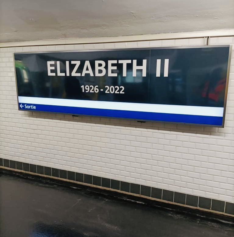 La station de métro a été renommée en hommage à la monarque, petite fille de George V. (RATP)
