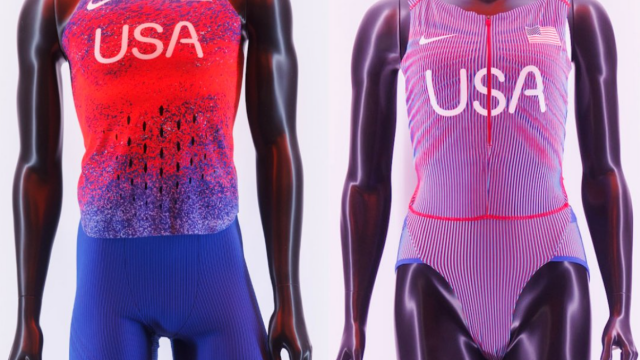 La tenue Nike réservées aux athlètes américaines (à droite) fait polémique aux Etats-Unis. (Capture d'écran Nike, X)