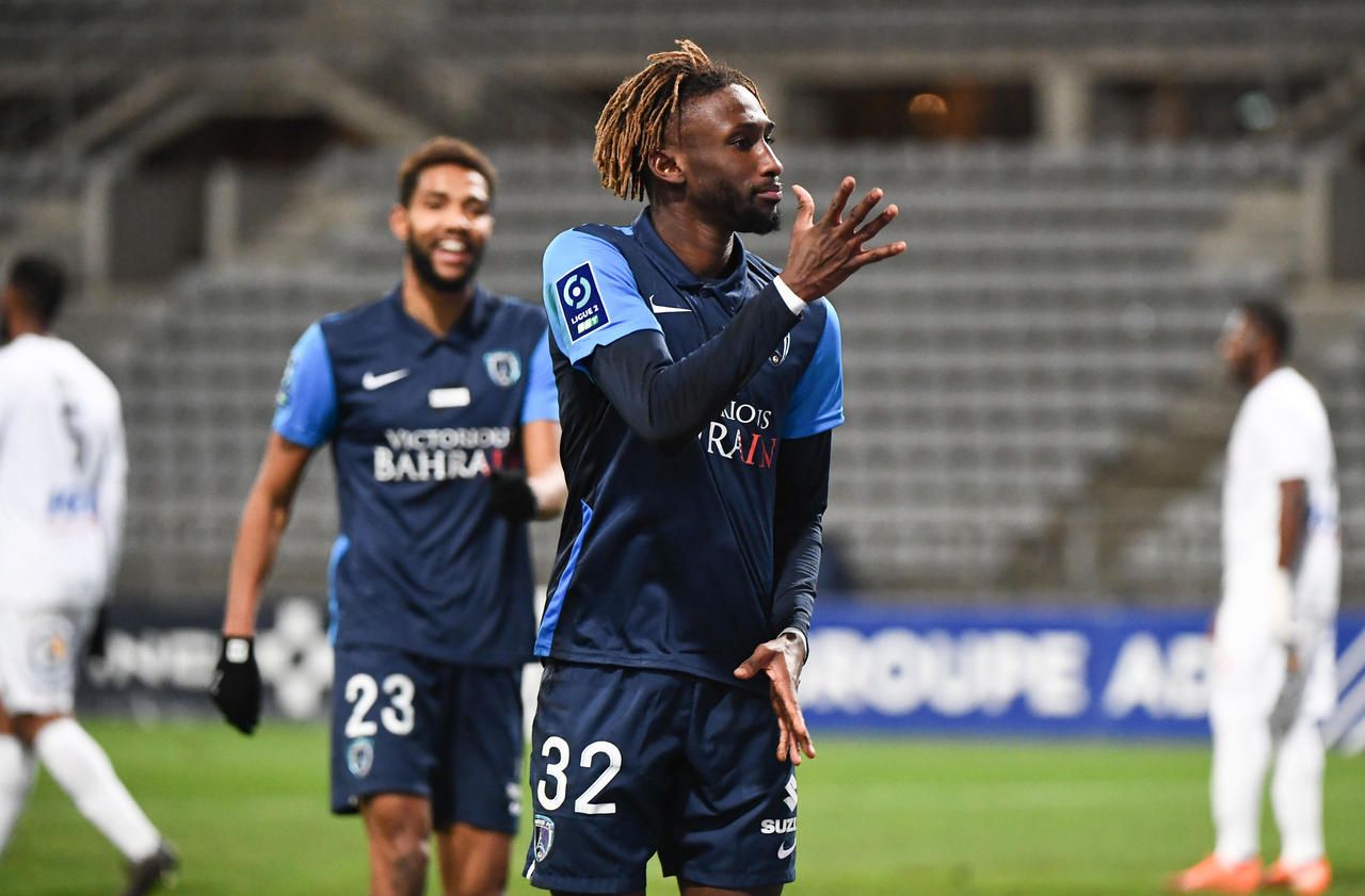 Ligue 2 : « j’ai envie de rendre la confiance que m’a accordée le Paris FC », assure Charles Boli