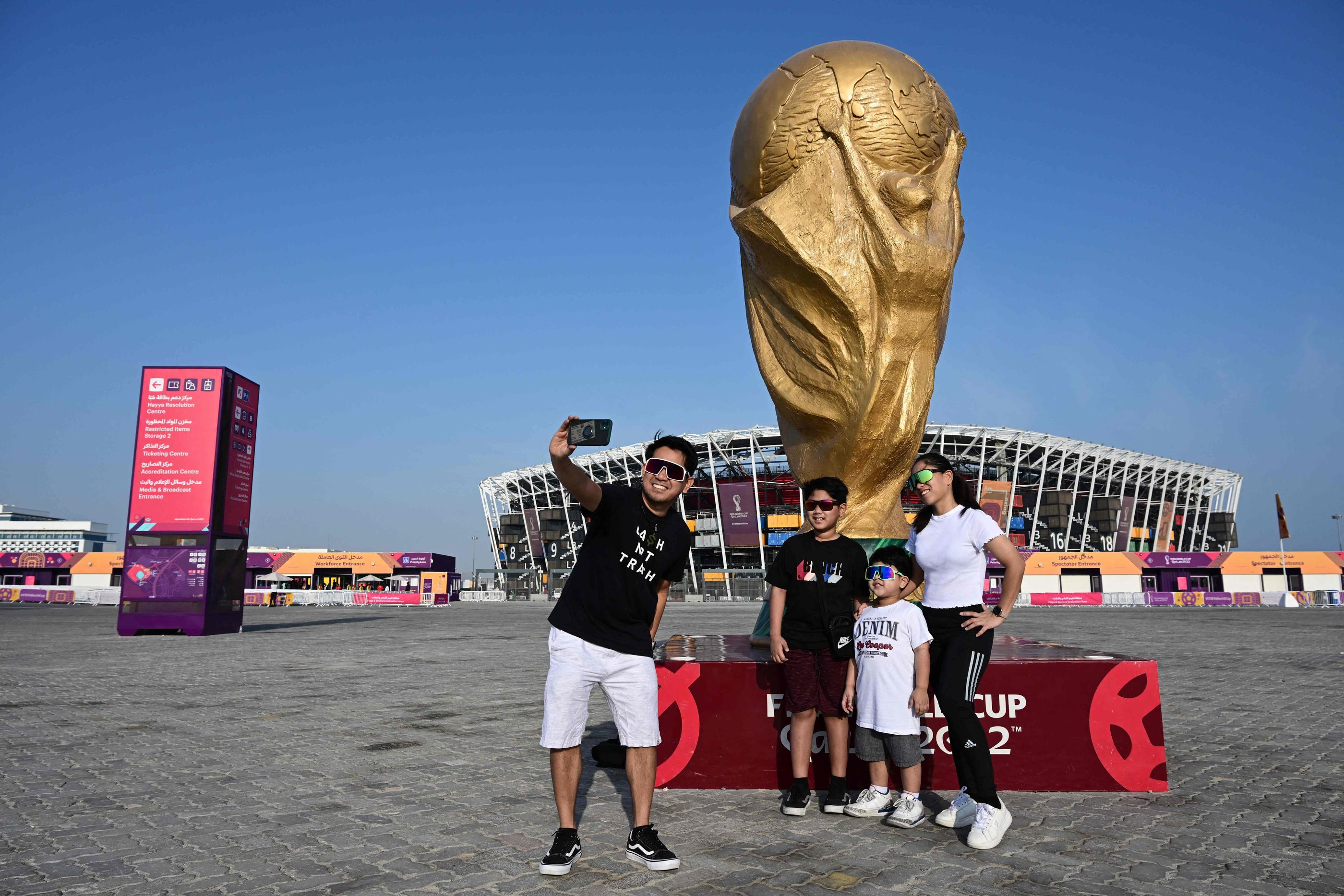 Coupe du monde 2022 : critiques contre le Qatar, des Bleus et des