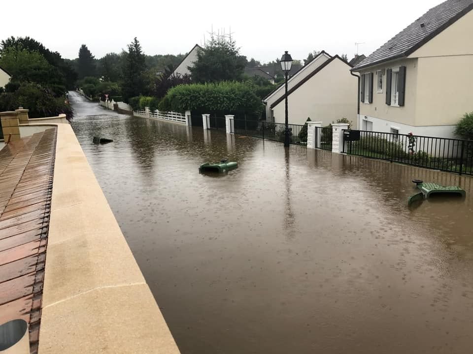 Condé-Sainte-Libiaire (Seine-et-Marne). A la suite de pluies torrentielles, plusieurs rues de la commune ont été inondées les 13 et 14 juillet derniers. /Rémy Lacroix