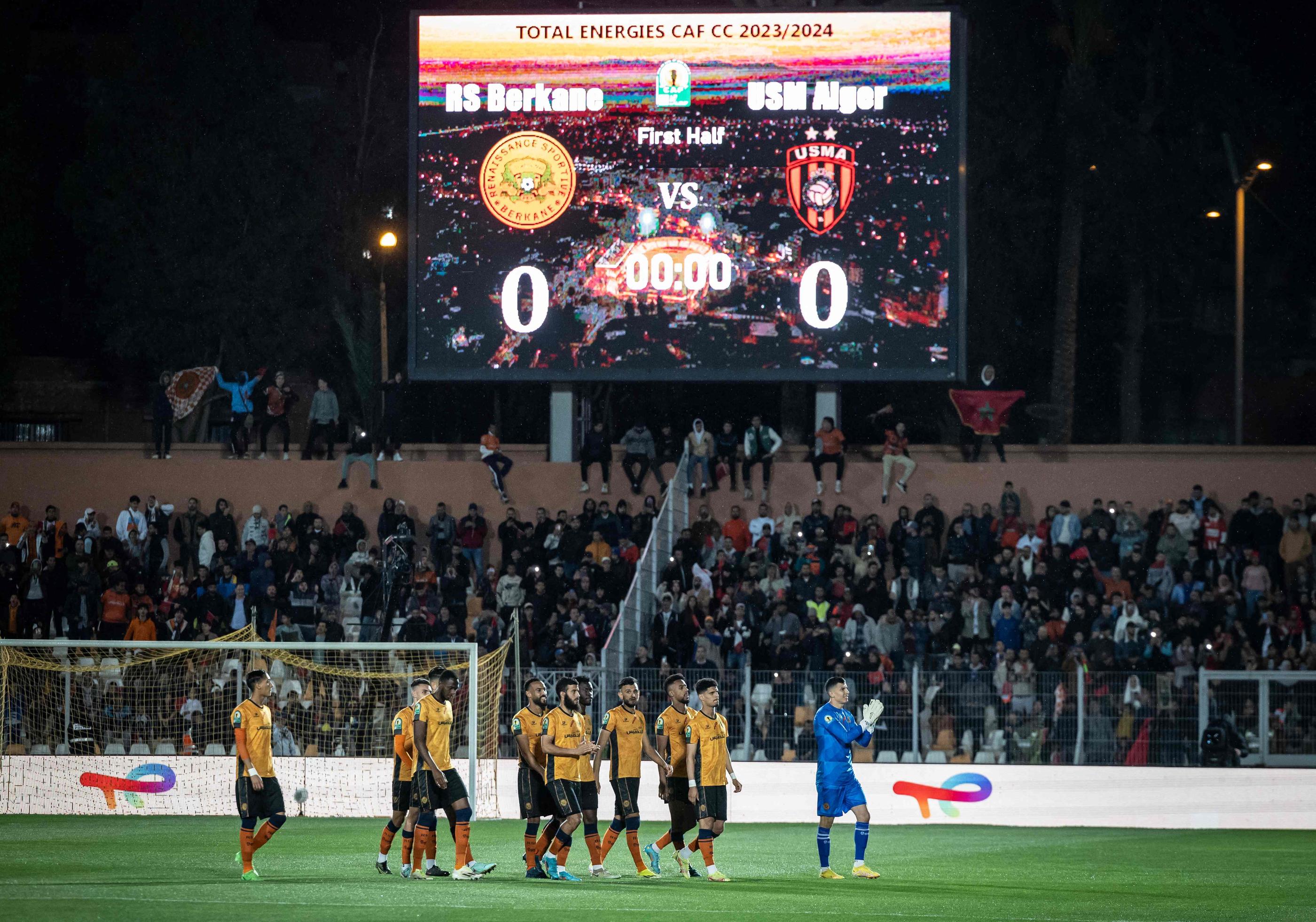 Lors du match aller, les joueurs de la RS Berkane avaient déjà profité du forfait d'Alger. AFP/FADEL SENNA