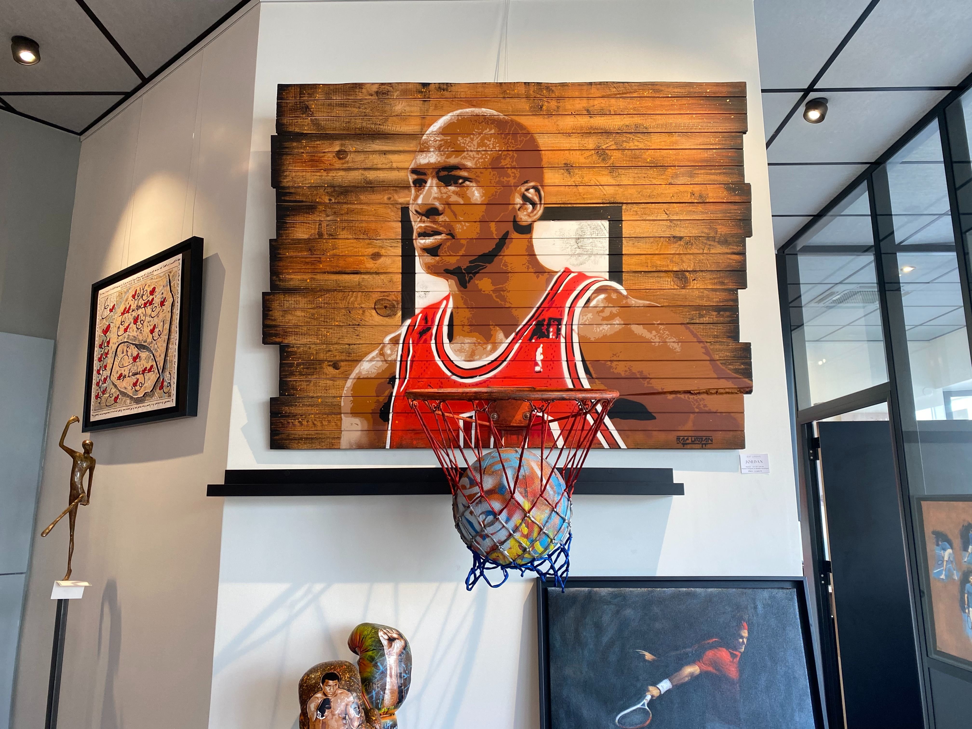 Saint-Maur-des-Fossés (Val-de-Marne). L'exposition est visible jusqu'au 11 août. Parmi les œuvres présentées, ce portrait du basketteur Michael Jordan. LP/D.R.