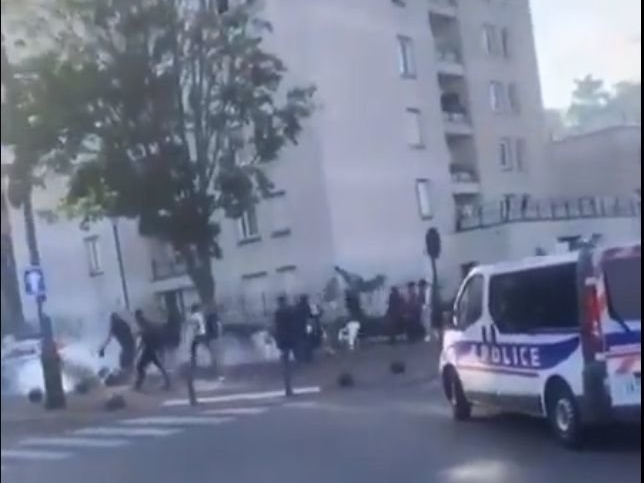 Corbeil-Essonnes, lundi 6 septembre 2021. Des émeutes se sont déclenchées dans le quartier des Tarterêts à l'issue d'une réunion d'échanges avec la police. DR