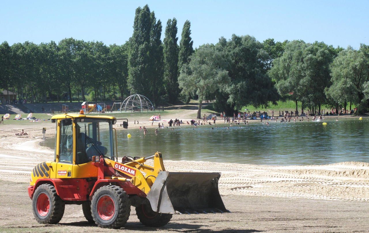 <b>Verneuil-sur-Seine, ce mardi.</b> L’île de loisirs du Val-de-Seine a reçu une subvention de la région Ile-de-France pour remplacer le sable de sa plage, en grande partie emporté lors des inondations de juin. 