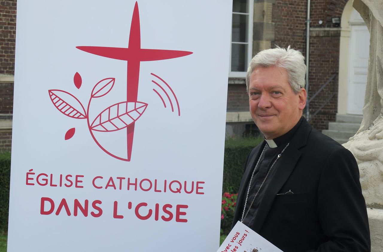 <b></b> Beauvais, ce jeudi. Mgr Benoit-Gonnin, évêque de Beauvais, Noyon et Senlis, espère attirer les jeunes vers la religion grâce à une communication plus moderne. 