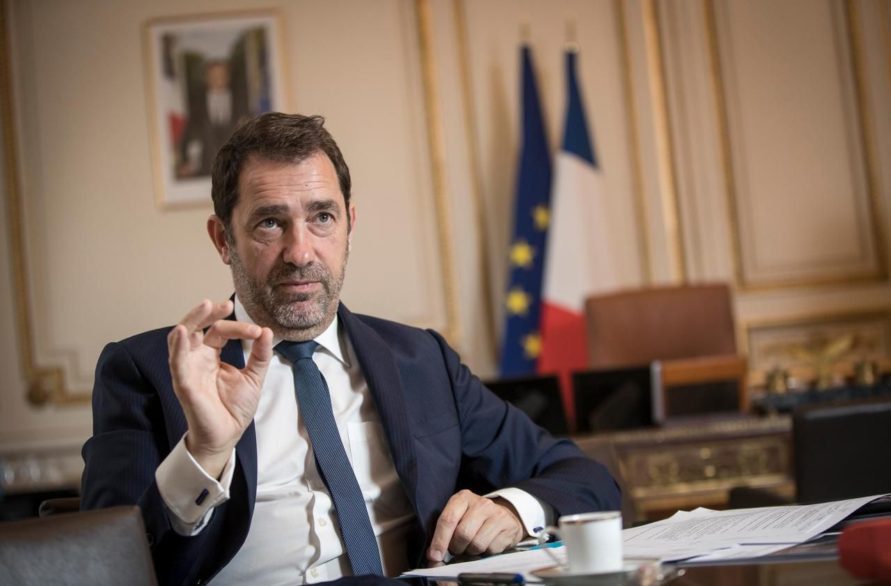 <b></b> Le ministre de l’Intérieur Christophe Castaner n’exclut pas que les réunions publiques puissent être organisées lors de la campagne du second tour. 