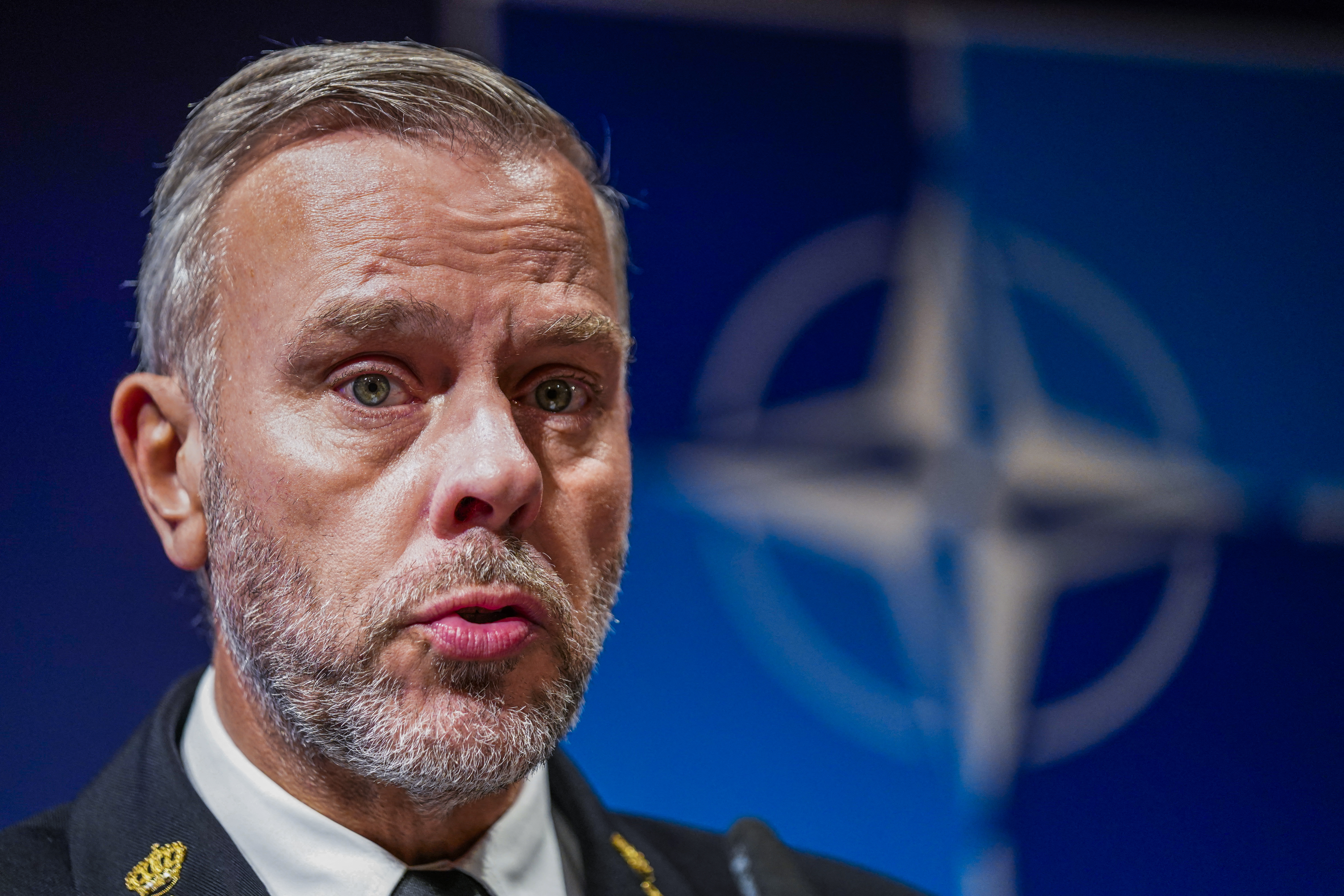 L'amiral Rob Bauer, le plus haut responsable militaire de l’OTAN, a déclaré que les gouvernements et les fabricants de matériel de défense devaient désormais « accélérer leur production à un rythme beaucoup plus rapide ».NTB / AFP.