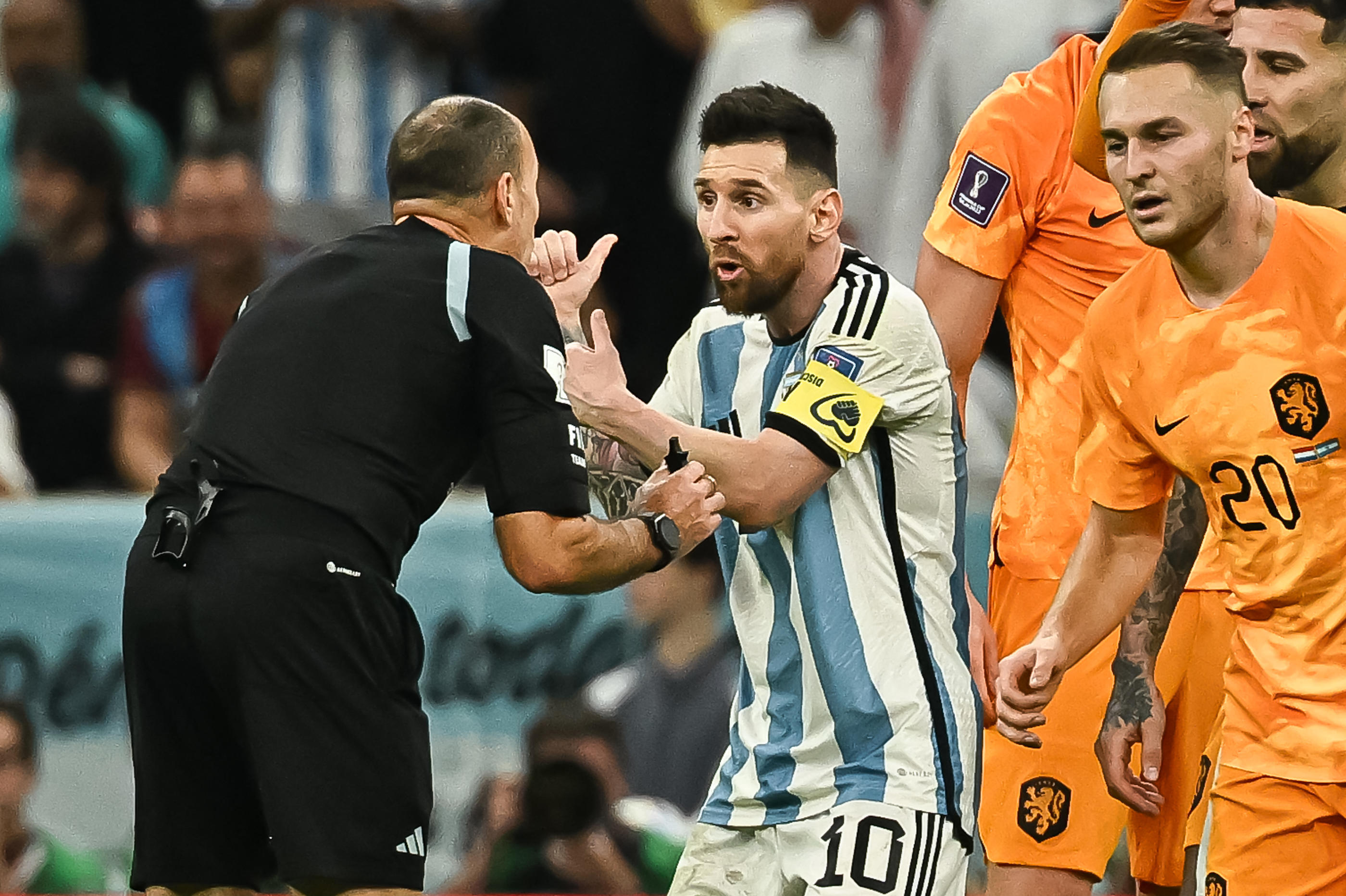 La fin de match fut très tendue entre les Argentins de Messi et les Néerlandais. Icon sport