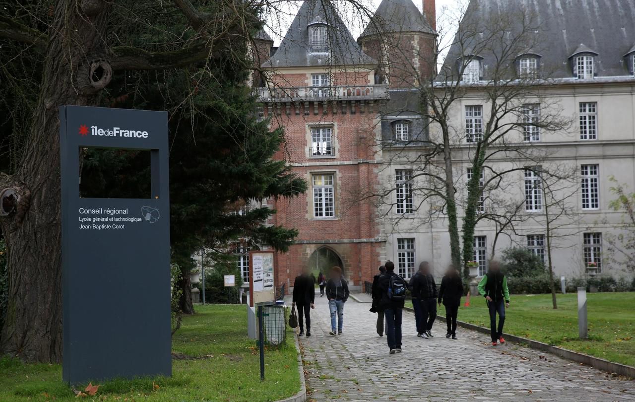 <b></b> Archives. Lycée Jean-Baptiste Corot de Savigny-sur-Orge. En cinq ans, le taux de réussite au bac a progressé de 3% et atteint 91,79%.