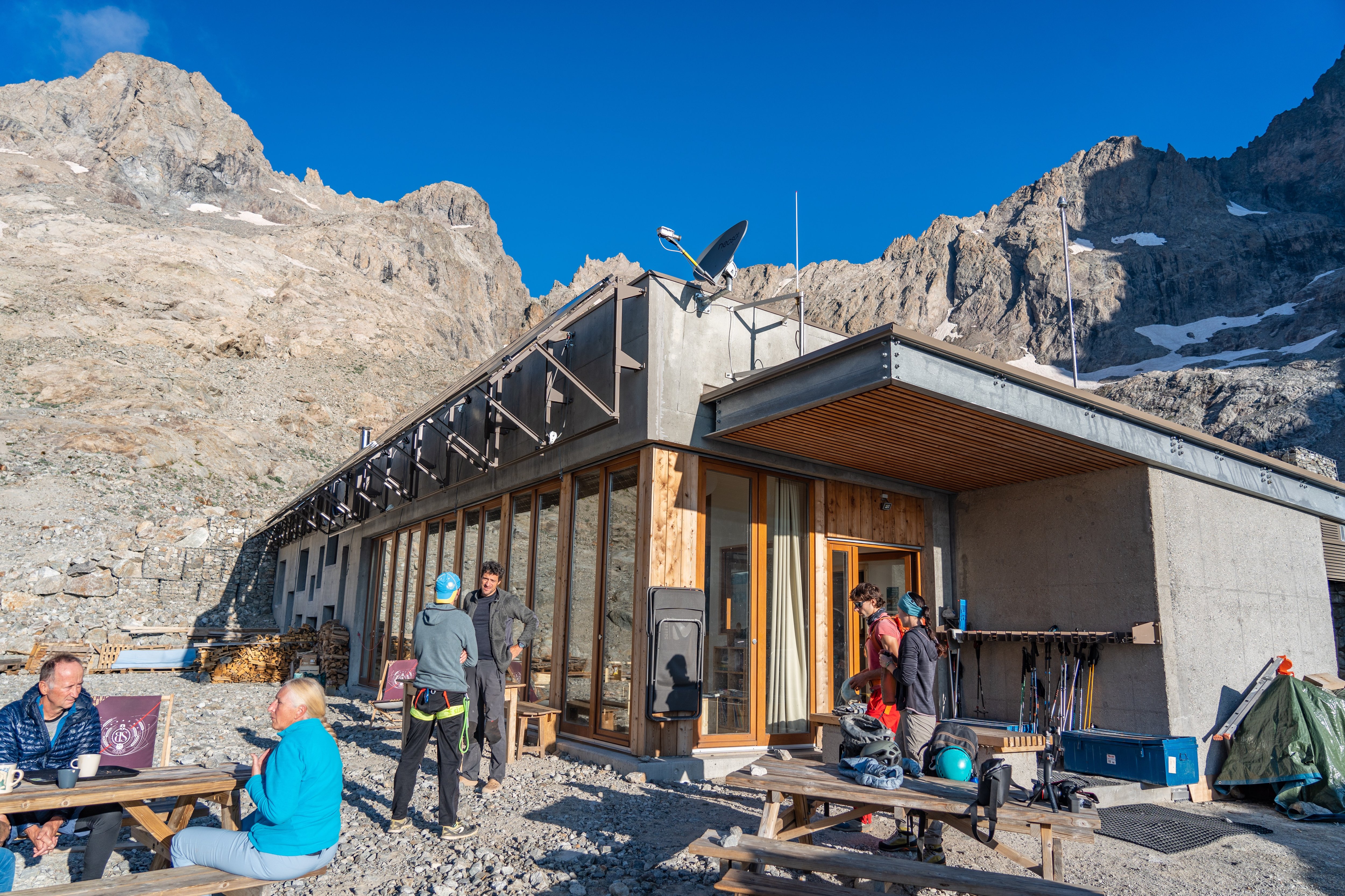 La reconstruction du refuge du Pavé dans le massif des Écrins, l’un des grands chantiers de la FFCAM a pris fin cet été et vient d'ouvrir aux alpinistes et randonneurs. LP/Thomas Pueyo