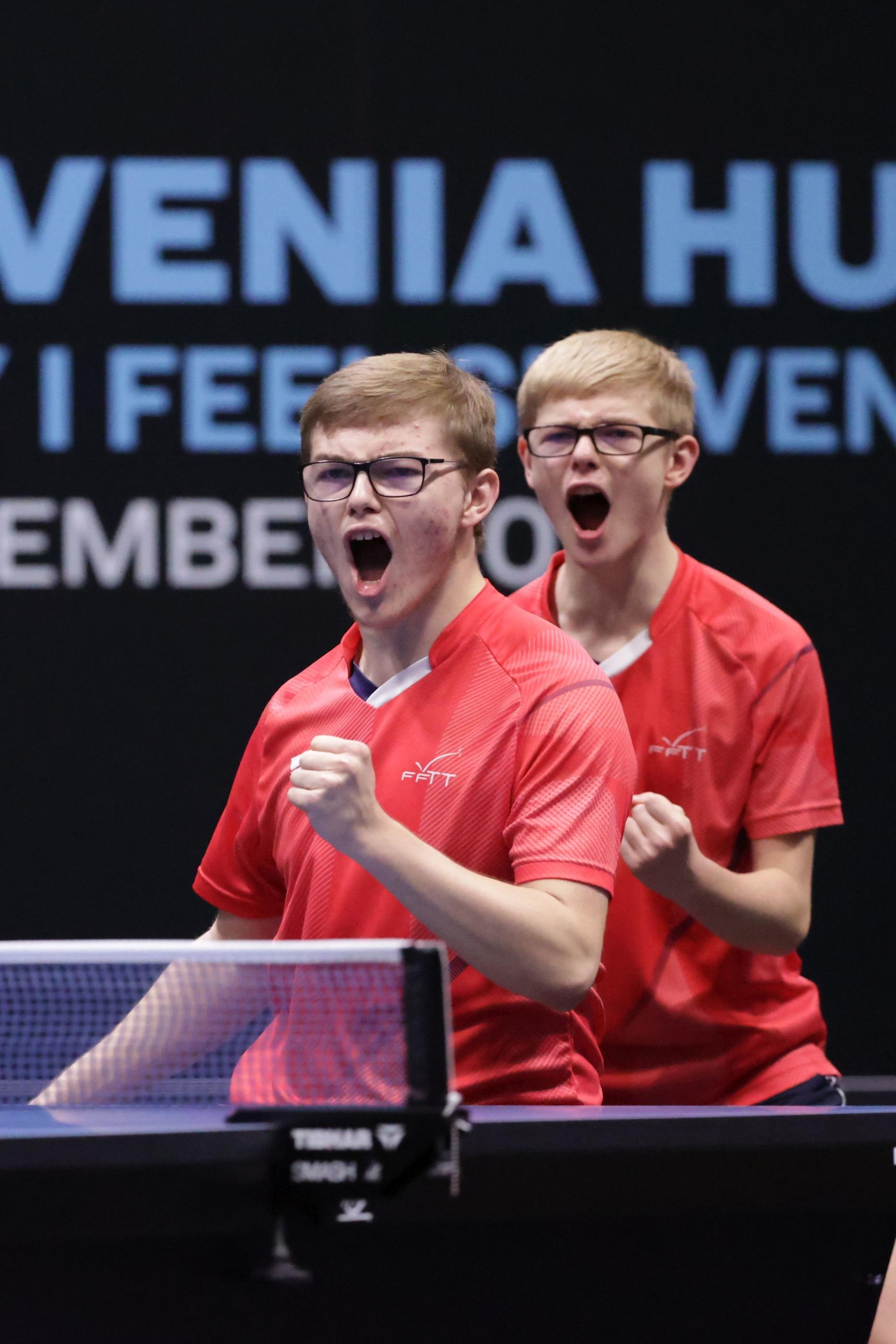 Les jeunes français Alexis et Félix Lebrun (ici en novembre 2011) impressionnent tous les observateurs du tennis de table. Remy Gros