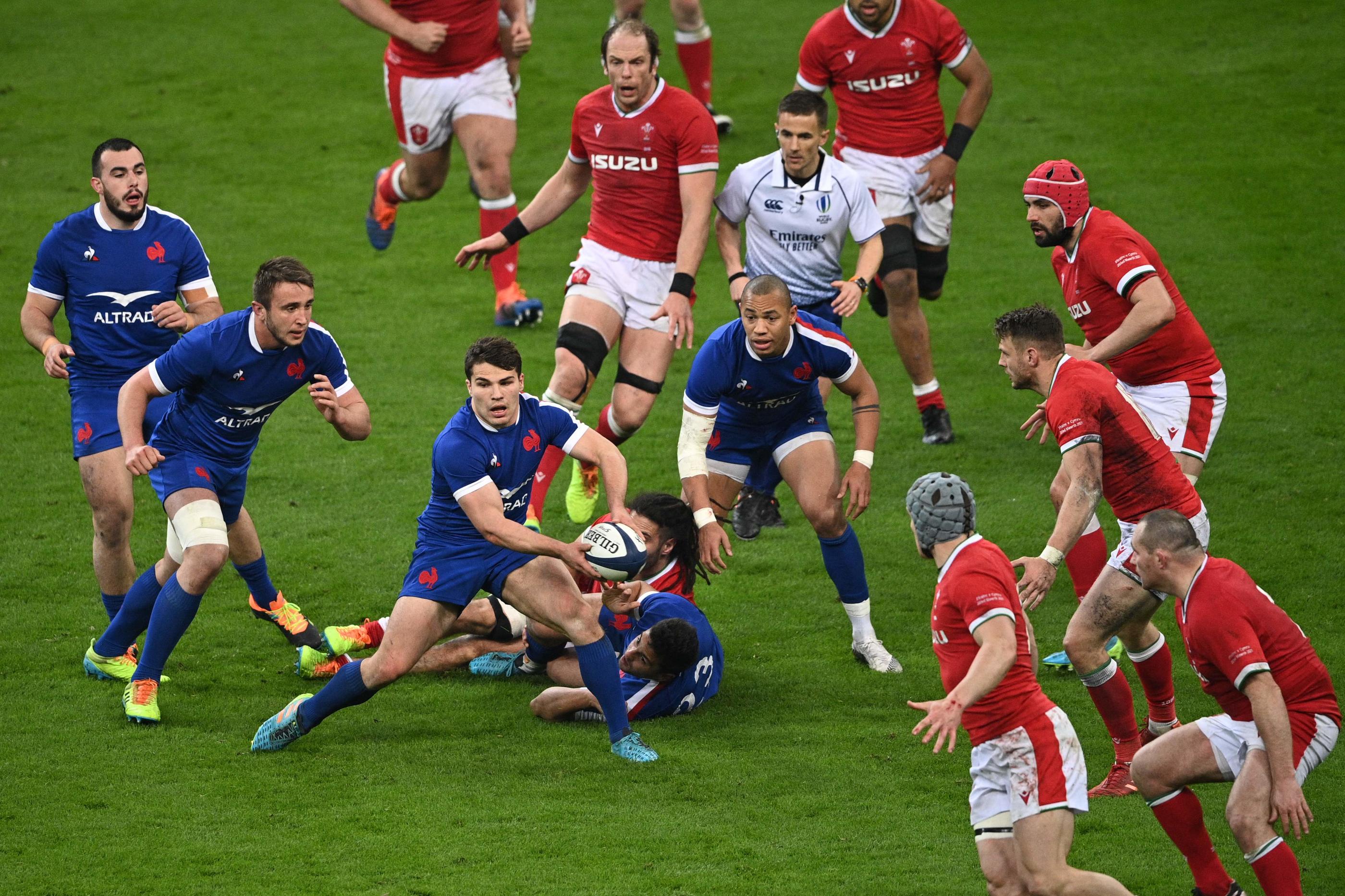 Tournoi des Six Nations : le XV de France arrive-t-il à s'adapter à tout ?