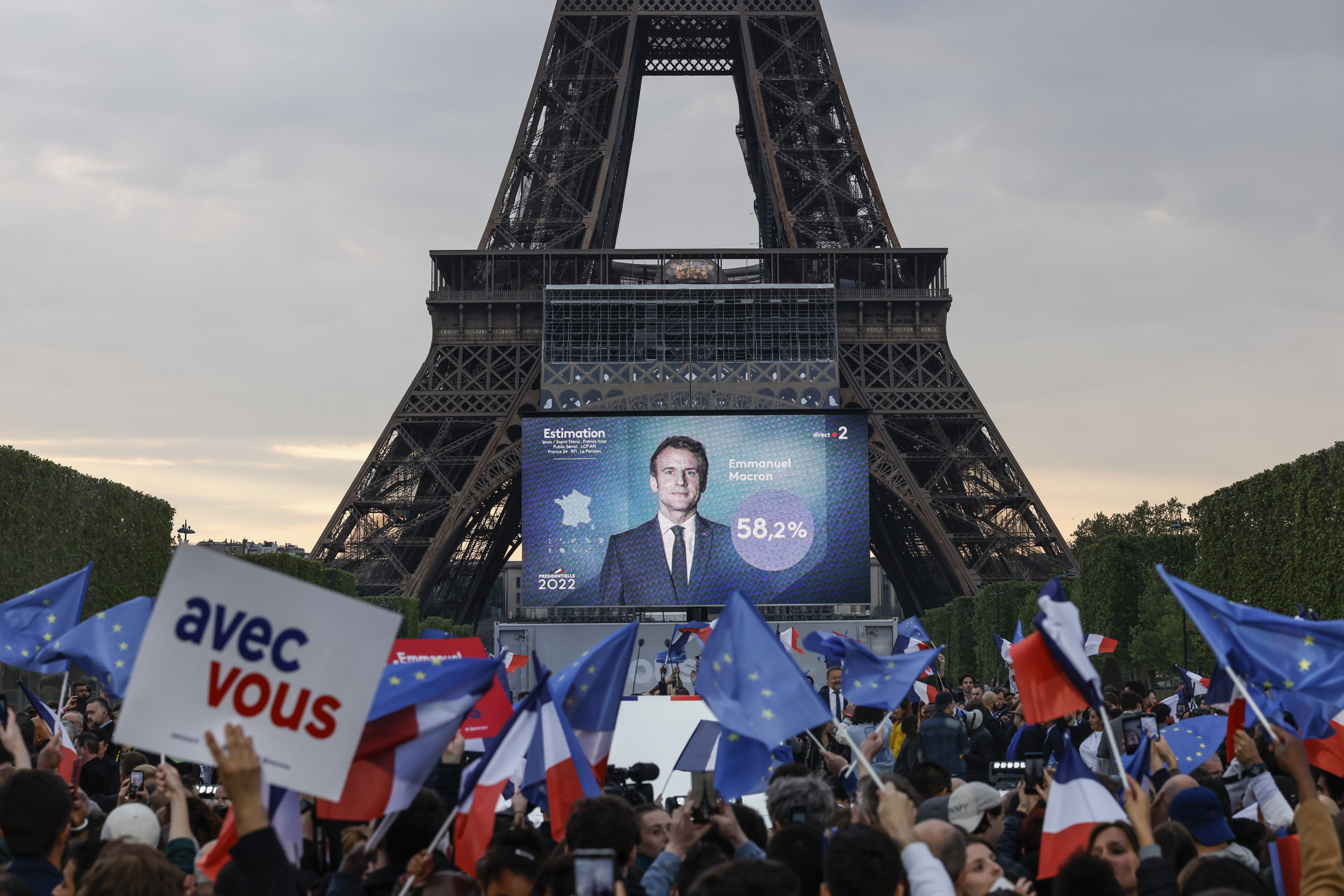 Paris (VIIe), le 24 avril. Dans la capitale, Emmanuel Macron a recueilli 85,1 % des suffrages au second tour de l'élection présidentielle. En 2017, il avait fait 4 points de mieux face à sa concurrente Marine Le Pen. LP/Olivier Corsan