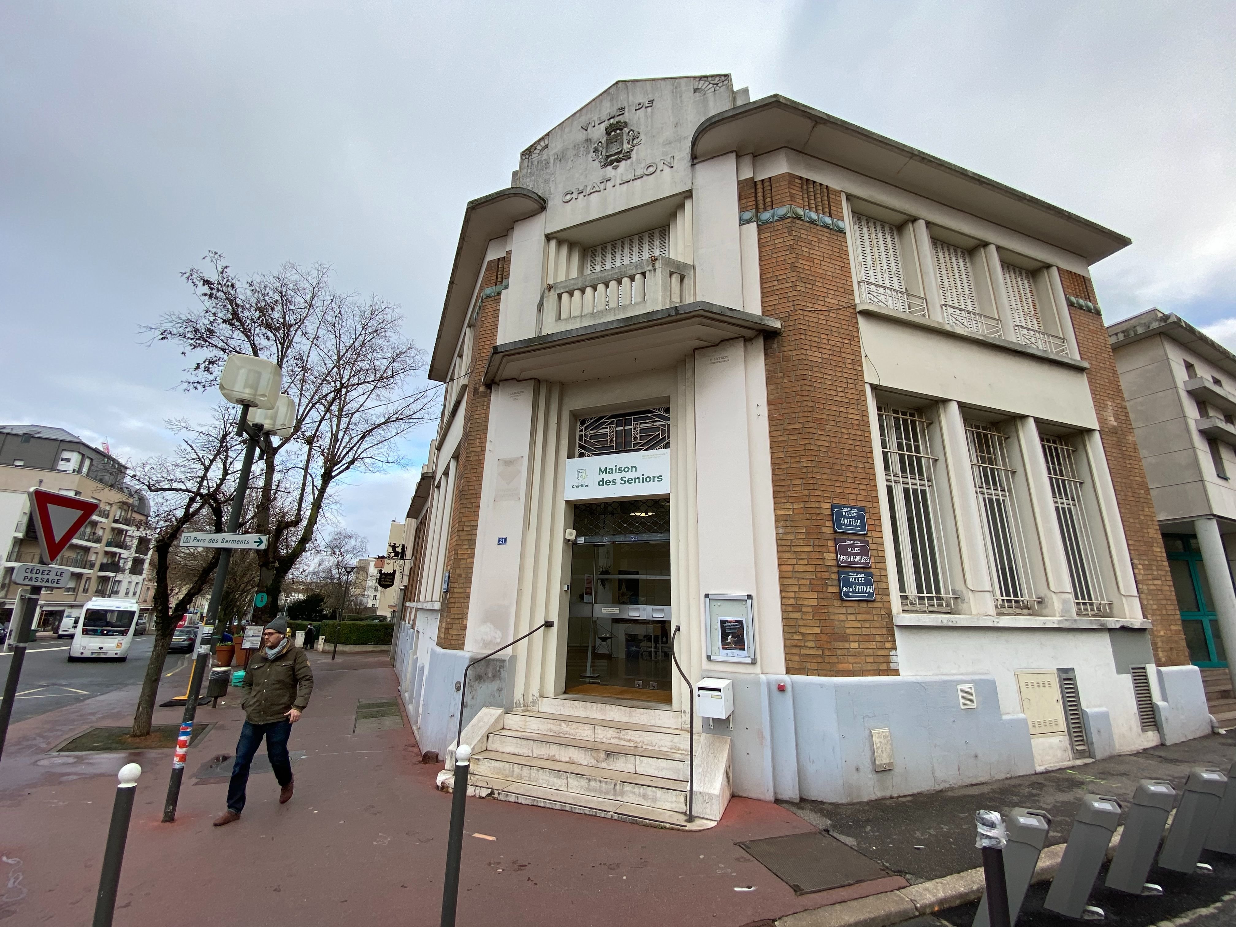 On Anticipe Le Papy Boom A Chatillon Un Nouveau Guichet Unique Pour Accompagner Les Seniors Le Parisien