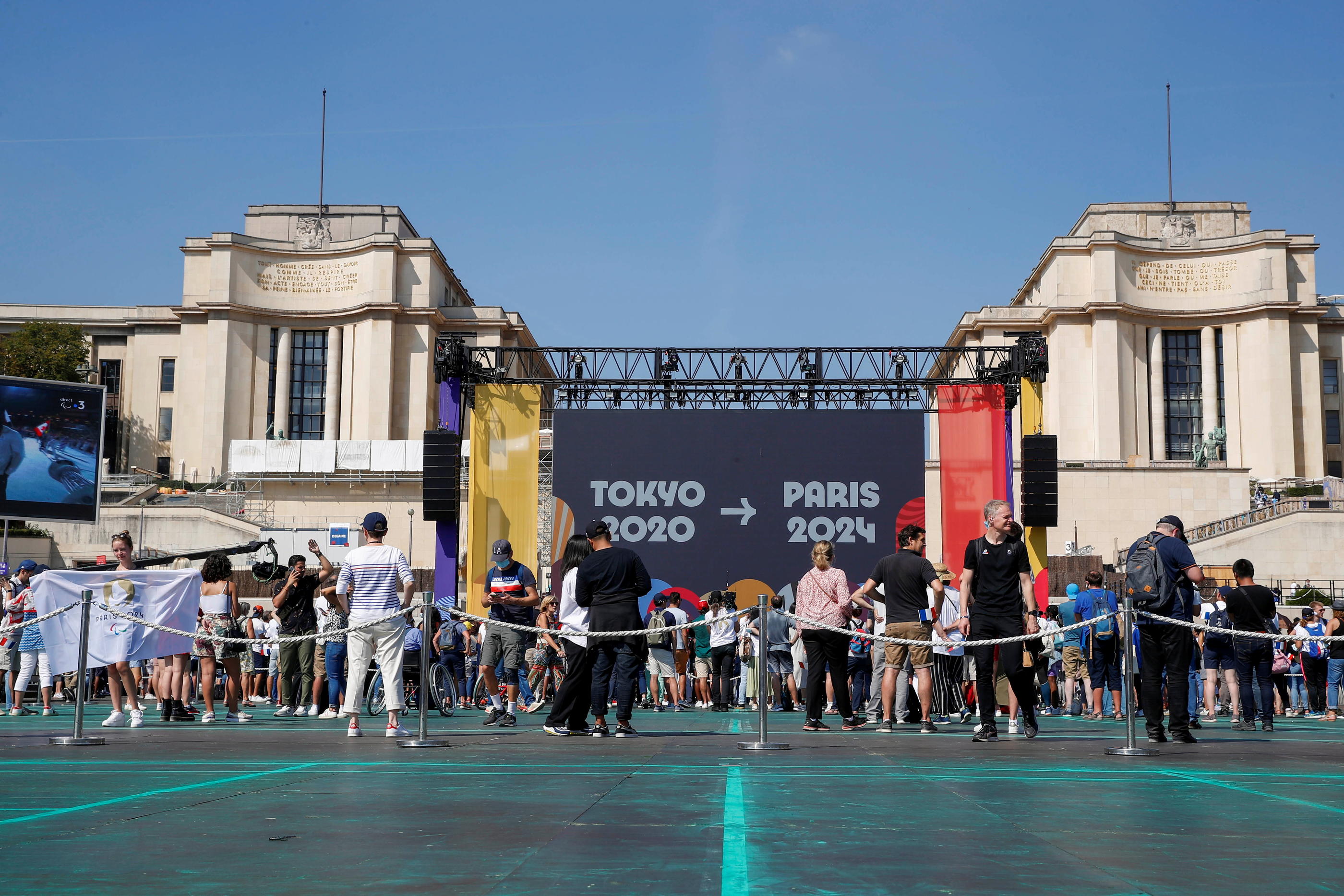 Jeux paralympiques : «Ils ont fait la joie de tout le monde», le Trocadéro  en ébullition pour le retour des héros - Le Parisien