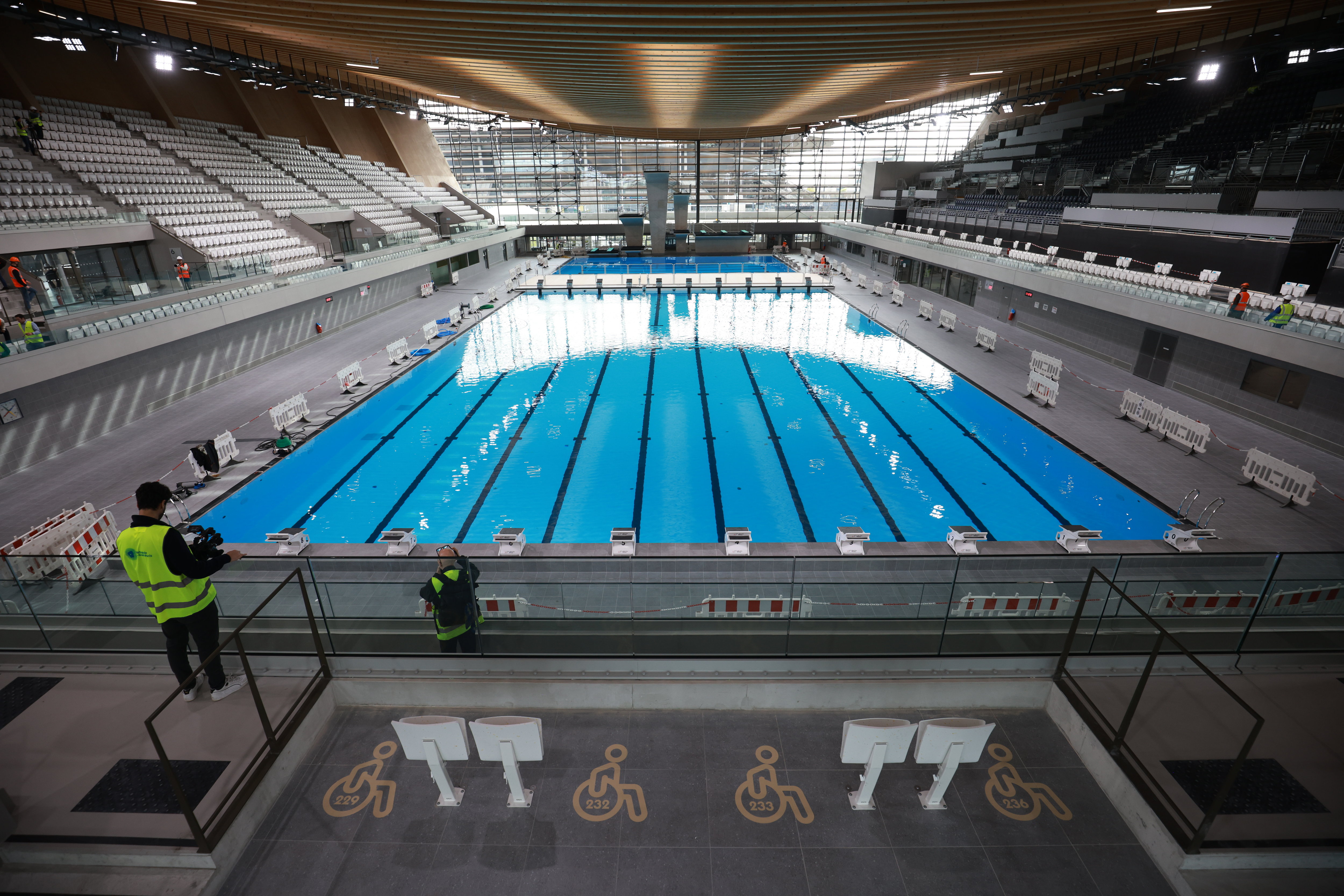 Saint-Denis (Seine-Saint-Denis), jeudi 28 mars 2024. Le Centre aquatique olympique comprend un bassin de 50 m et un autre de plongeon. LP/Olivier Arandel