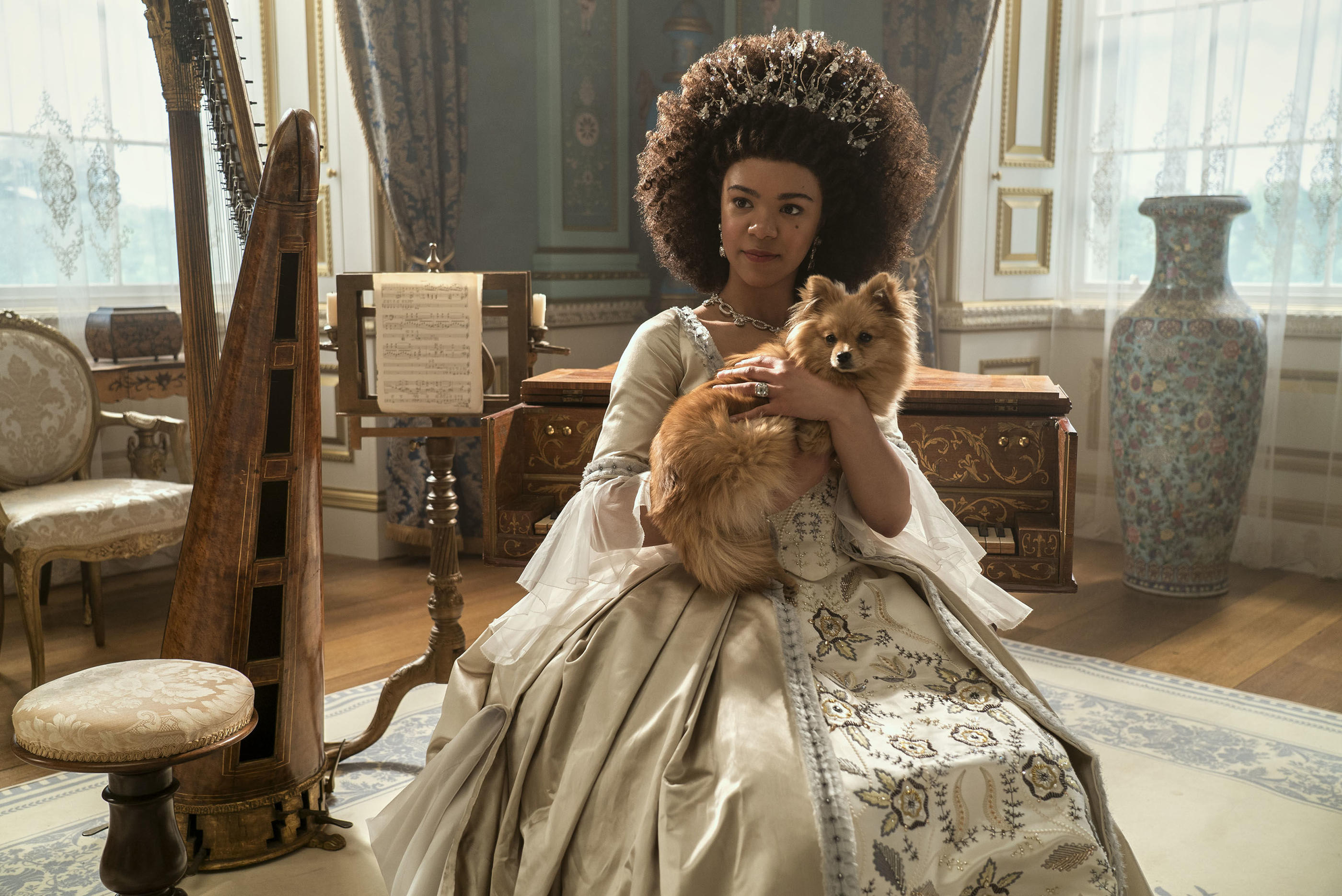 Dans « la Reine Charlotte : un chapitre Bridgerton », India Amarteifio interprète le rôle de la jeune reine. Une série créée par Shonda Rhimes. Netflix/Liam Daniel