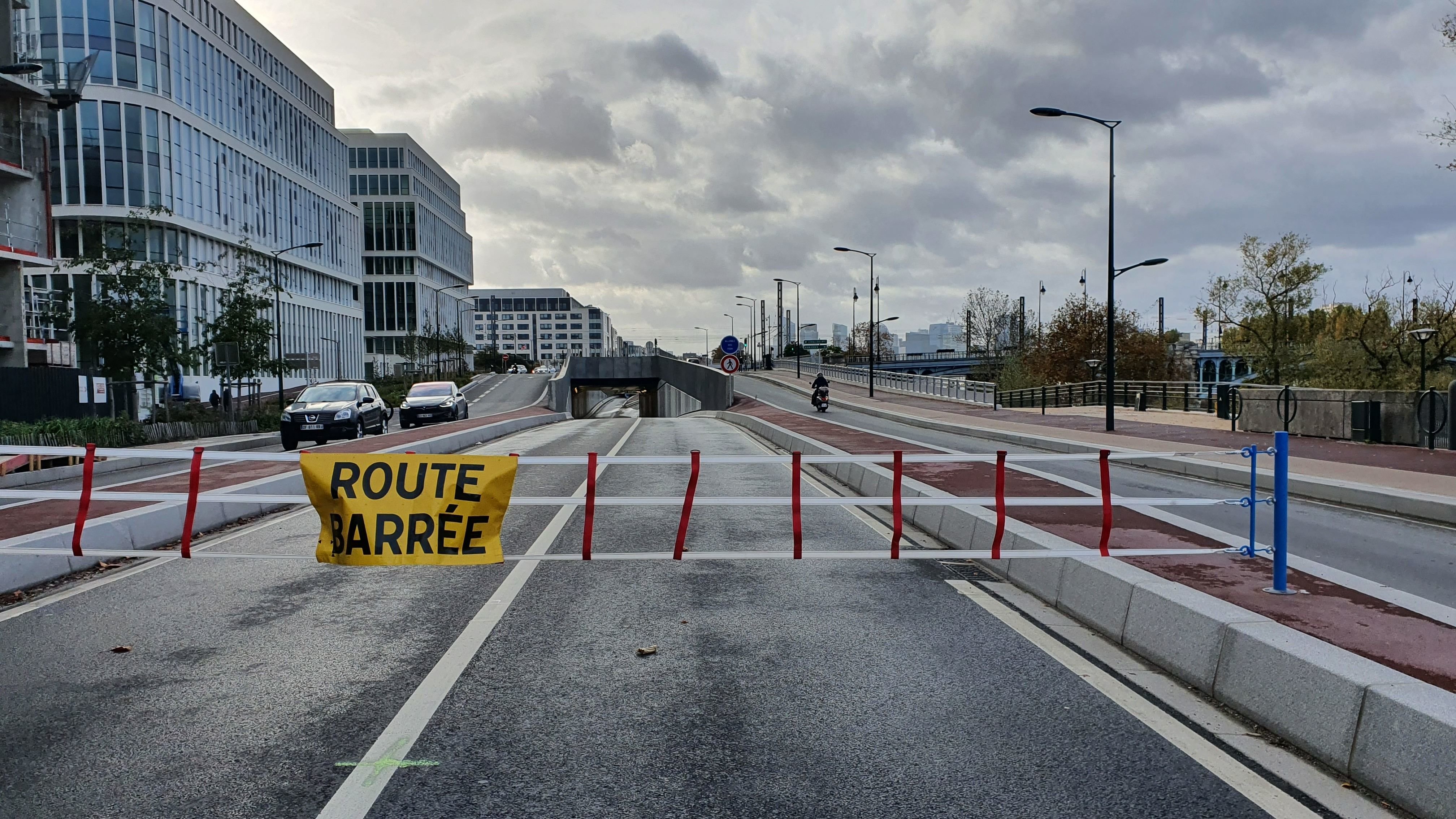 Clichy (Hauts-de-Seine), le 7 novembre 2021. Le nouveau tunnel de la RD1 reliant Clichy à Levallois est très régulièrement fermé en raison de problèmes d'évacuation d'eau. LP/Anne-Sophie Damecour