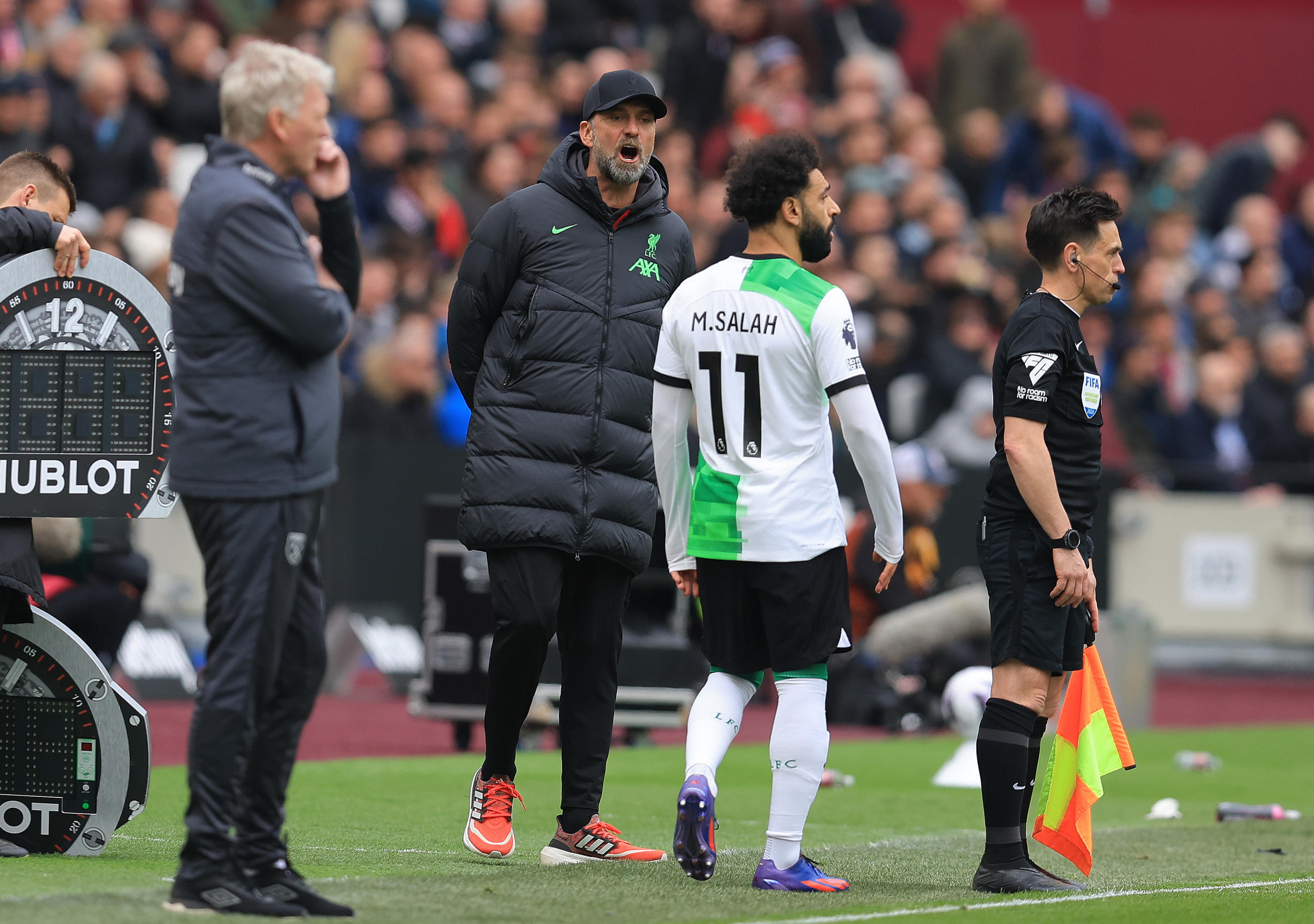 Ça a chauffé entre Mohamed Salah et son entraîneur Jürgen Klopp ce samedi, en marge de West Ham-Liverpool (Photo Icon Sport : Paul Terry / Sportimage)