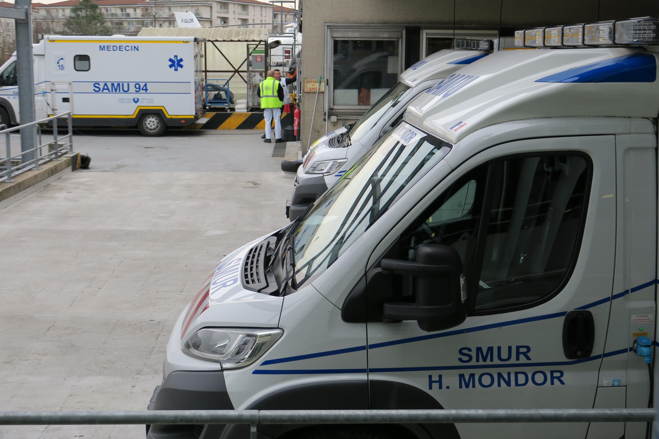Le centre d'appels du Samu 94 se trouve à l'hôpital Henri-Mondor à Créteil. LP/Marine Legrand