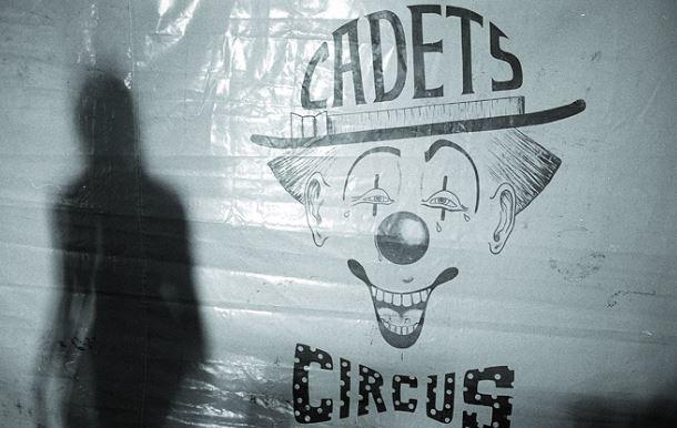 <b>DR</b> Etréchy. Une exposition de photographies en noir et blanc retrace dix ans dans les coulisses du Cadets Circus, le plus ancien cirque amateur de France, basé à Etréchy. 