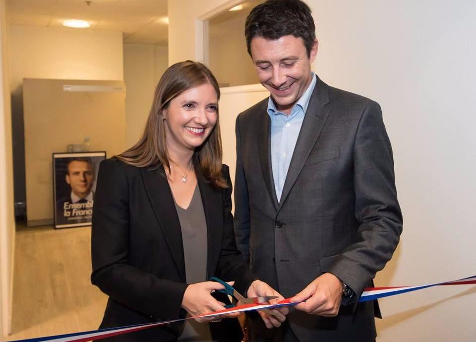 <b></b> Rambouillet, ce vendredi. Aurore Bergé, députée (LREM) de la 10e circonscription, a inauguré sa permanence au Smart City Campus, en compagnie de Benjamin Griveaux, Secrétaire d’État auprès du ministre de l’Economie et des Finances. 