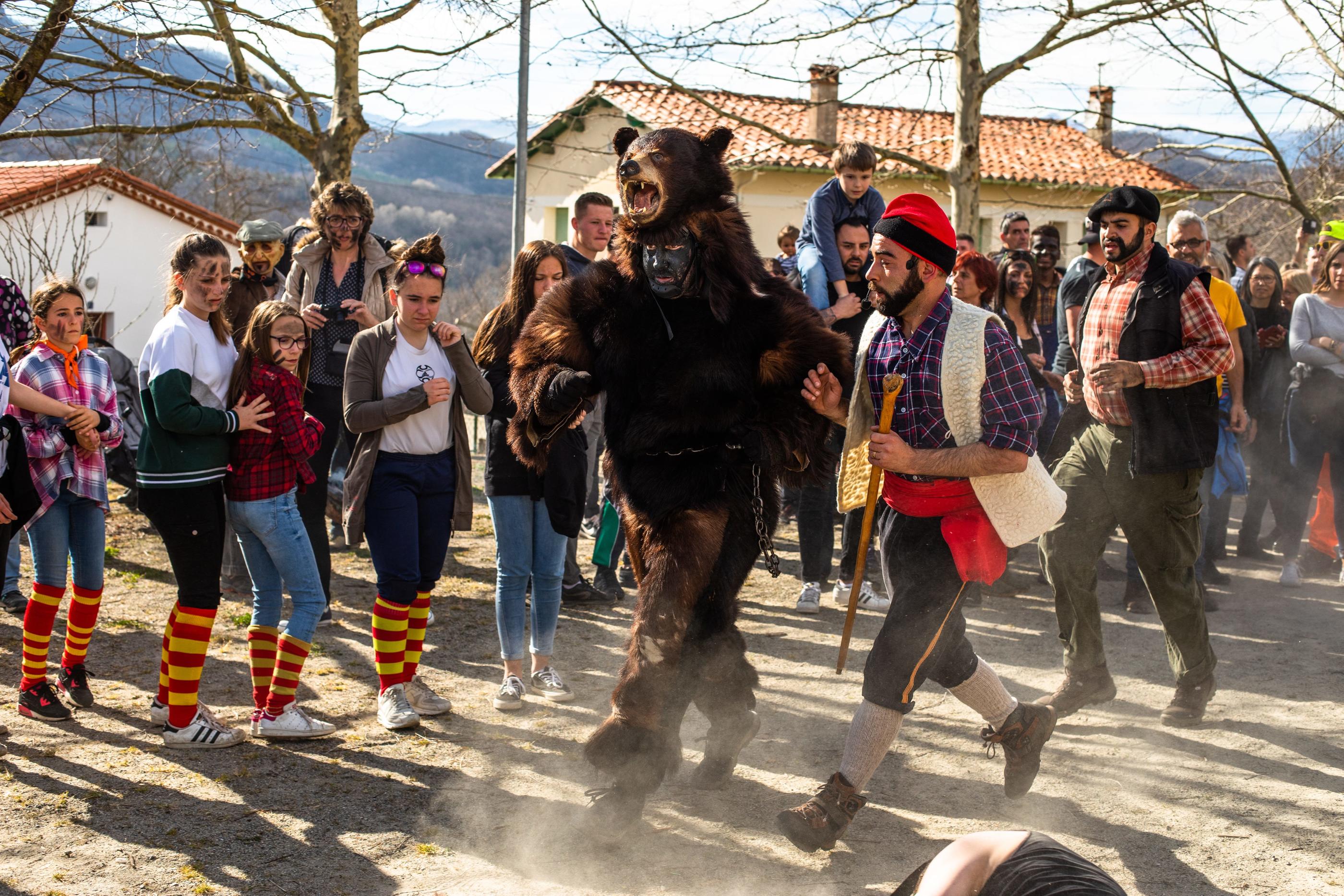 Fete De L ours Arles Sur Tech 2022 Les Fêtes de l'ours des Pyrénées désormais inscrites au patrimoine mondial  de l'Unesco - Le Parisien
