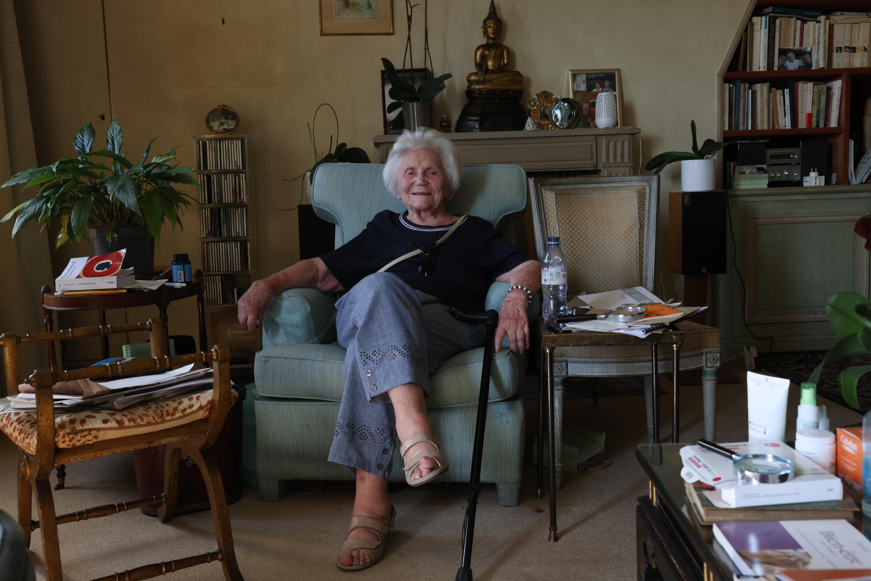 Sarah Elig, 97 ans, qui a été cachée pendant la guerre par une voisine, habite quai de Grenelle près du site de l'ancien vélodrome. «Jamais de la vie tu n’habiteras à l’emplacement du Vél d’Hiv !» lui avait lancé sa mère. «Je lui ai répondu que j’avais vue sur la Seine», plaisante-t-elle. LP/Olivier Lejeune