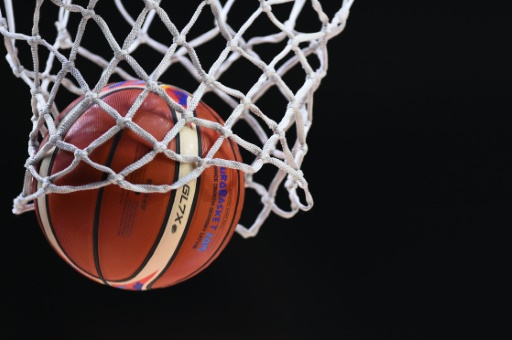 Cette année, les finales de la Coupe de France opposent Bourges à Basket Landes chez les femmes, et Dijon à Strasbourg chez les hommes. 
AFP