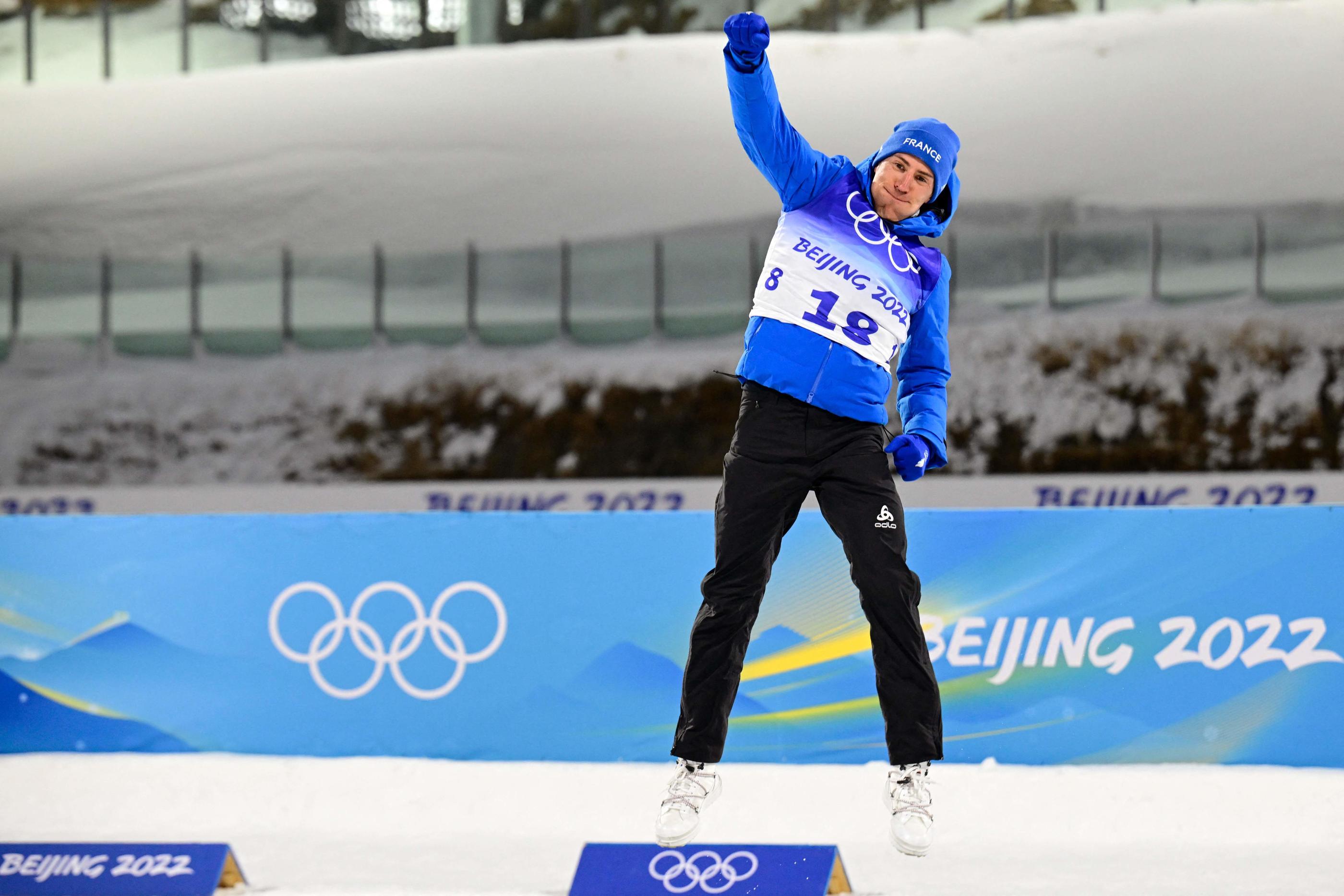 JO d'hiver 2022 : Quentin Fillon Maillet, une deuxième médaille d'or et des  records - Le Parisien