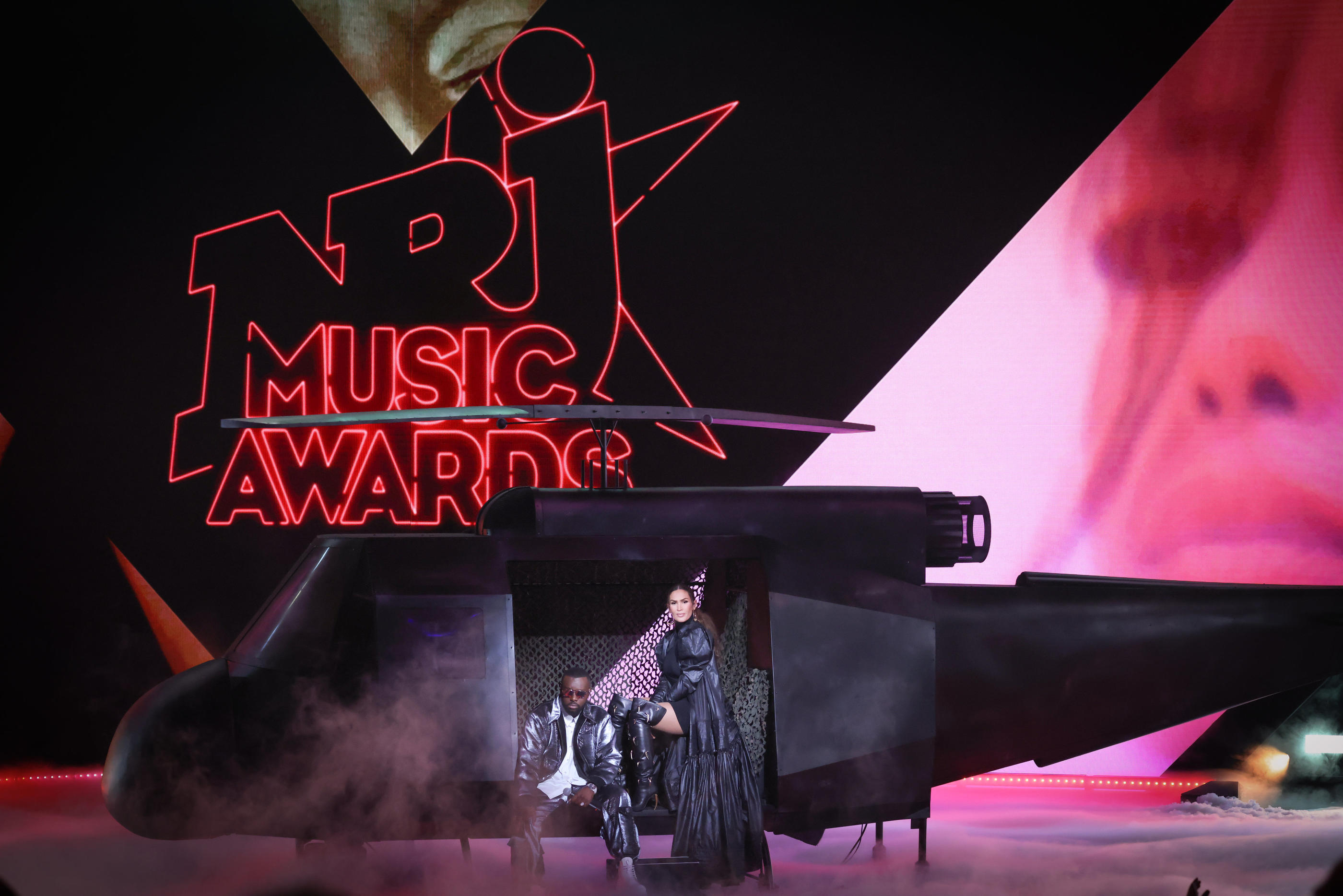 Gims et Vitaa lors de l'édition 2021 des NRJ Music Awards, qui récompensent traditionnellement en fin d'année les artistes au Palais des festivals de Cannes (Alpes-Maritimes). LP/Frédéric Dugit
