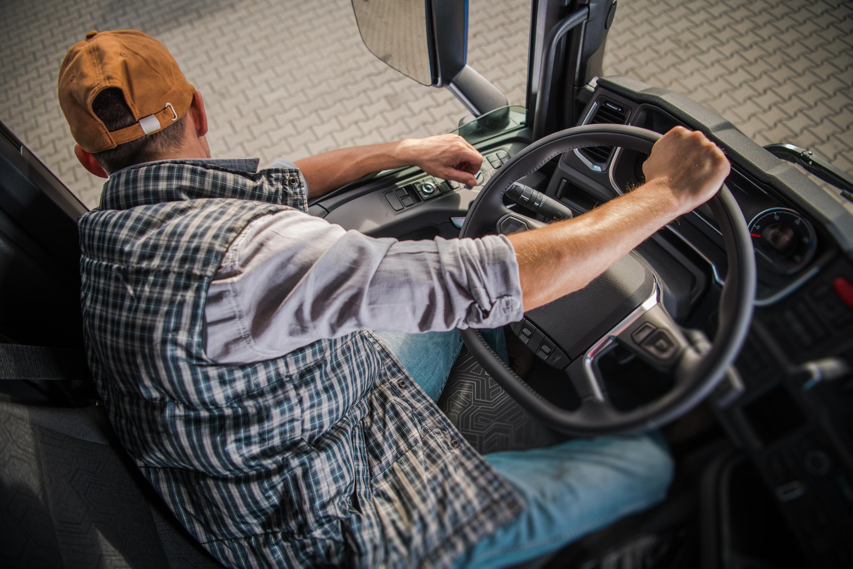 Alors que le secteur est en pénurie de main-d'œuvre, Hippolyte-rh offre aux recruteurs de nouvelles solutions pour embaucher des conducteurs et des chauffeurs. (Illustration) Istock