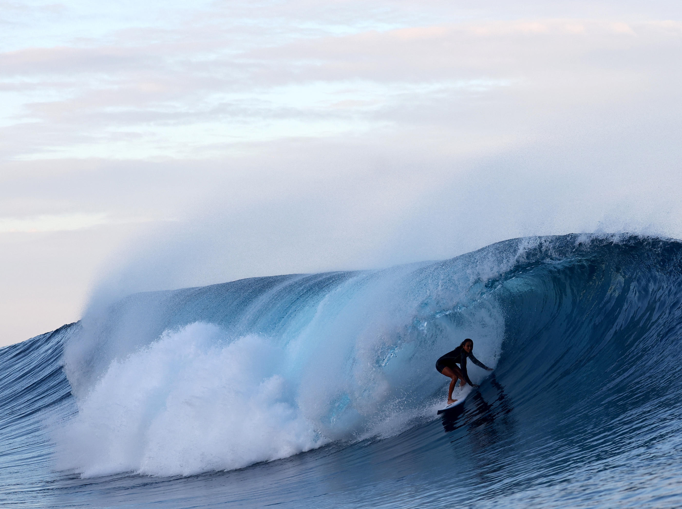 Les épreuves de surf de lundi et mardi ont été suspendues par la Fédération française de surf. REUTERS/Carlos Barria