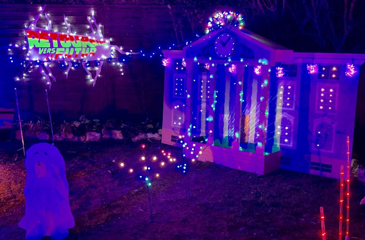 <b></b> Samedi soir, les visiteurs pourront admirer les impressionnantes illuminations de Noël réalisées par une famille à Mousseaux-lès-Bray.