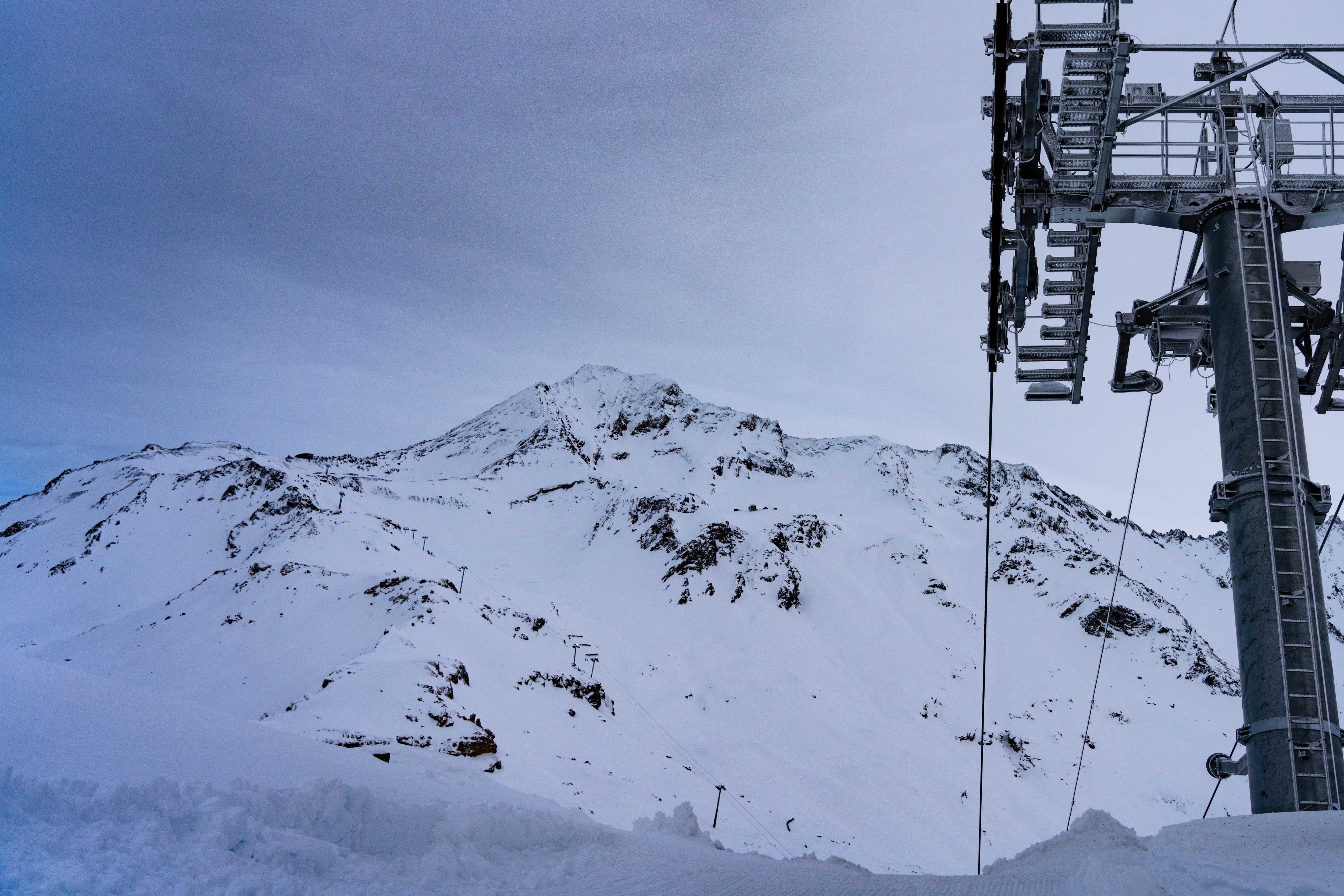 Impossible désormais de skier sur la glacier de la Plagne (Savoie), fragilisé par le réchauffement climatique. LP/Thomas Pueyo