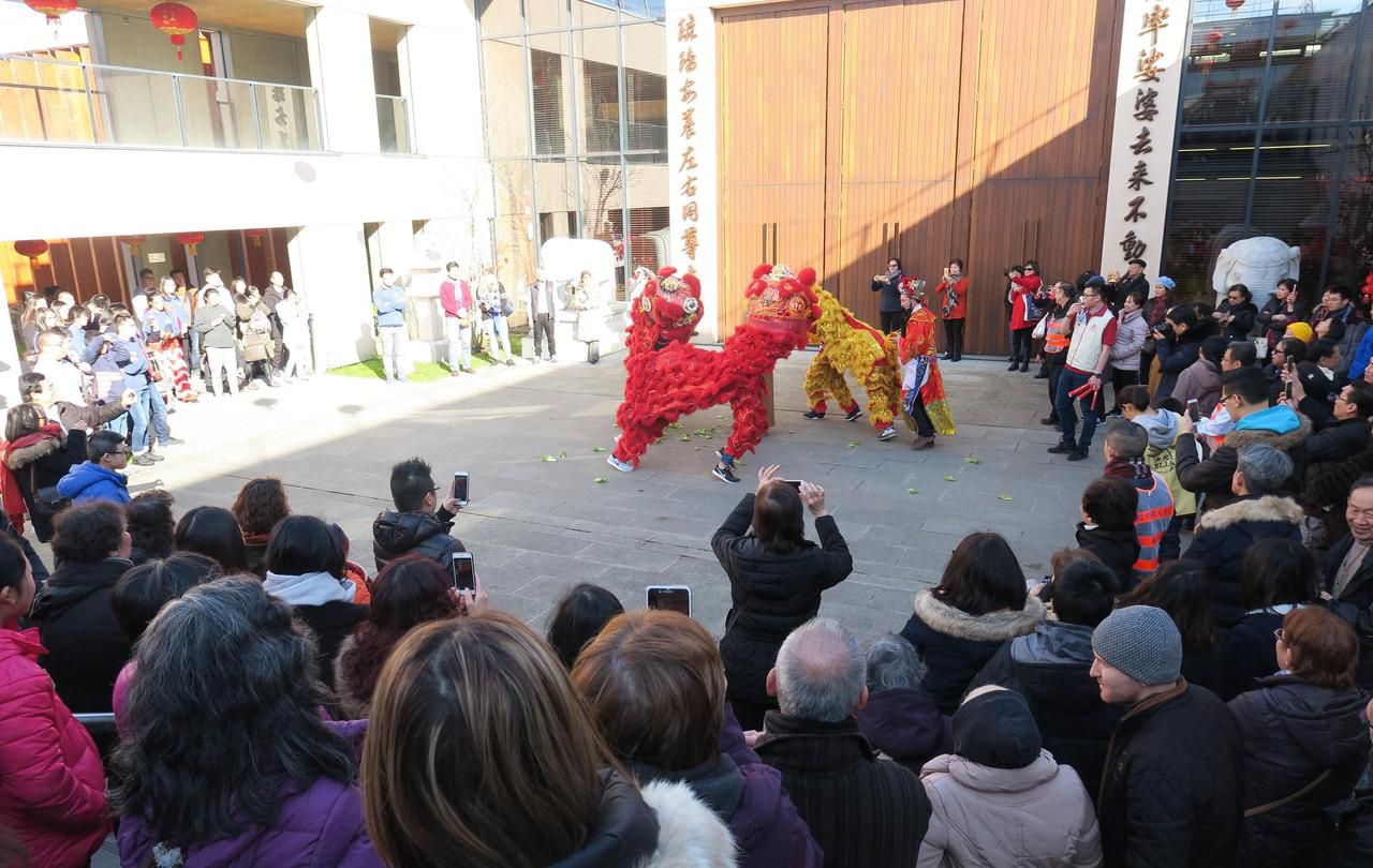 <b></b> Bussy-Saint-Georges, 18 février 2018. Les festivités du Nouvel an chinois attirent toujours de nombreux spectateurs. 