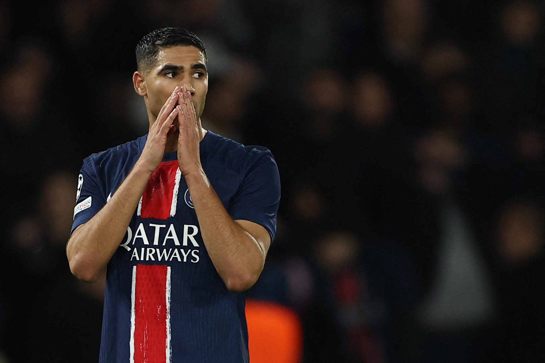 Achraf Hakimi était à Rabat ce mardi soir pour la visite d'Emmanuel Macron au Maroc. FRANCK FIFE / AFP