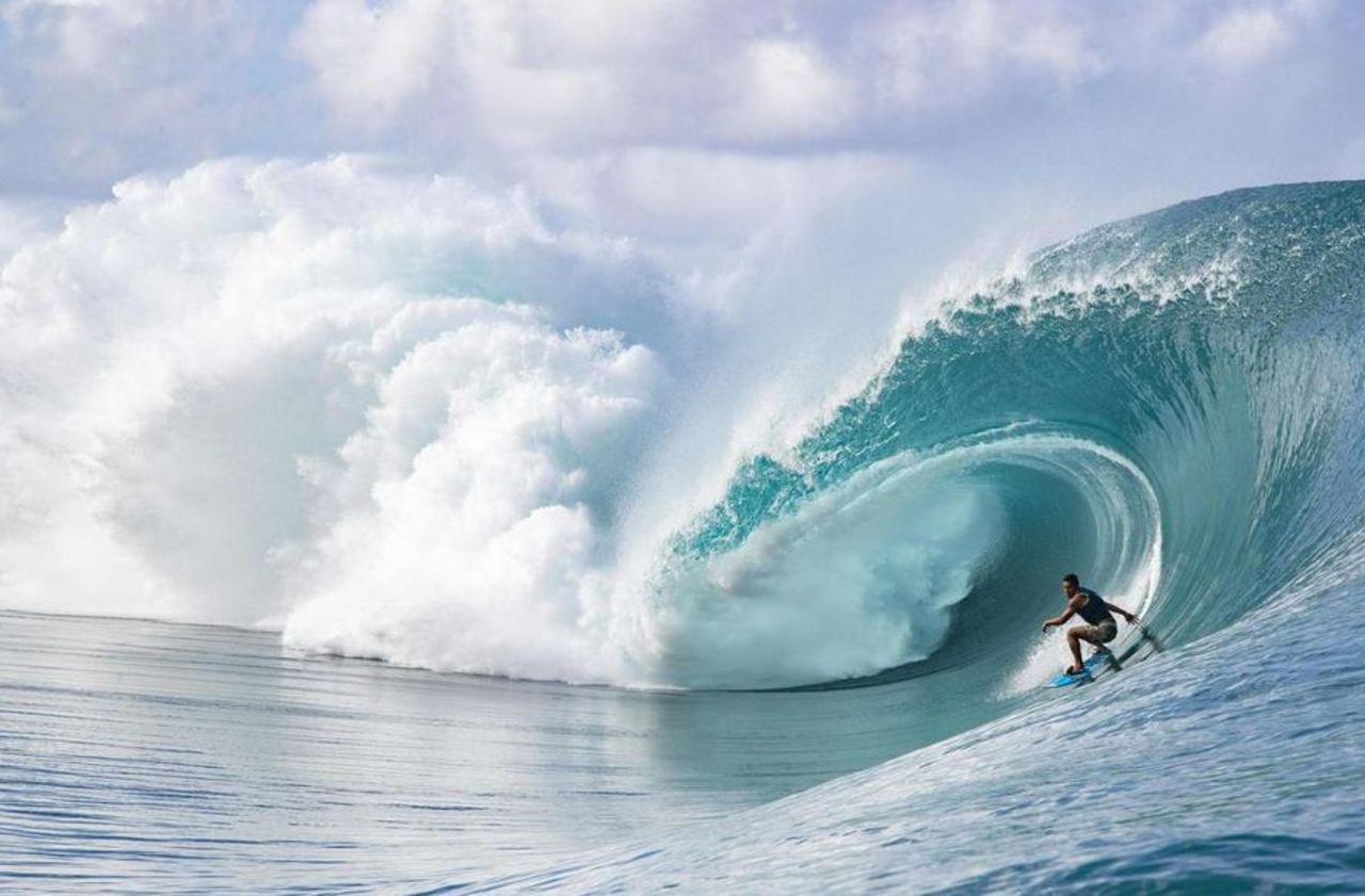 Les épreuves de surf de Paris 2024 doivent théoriquement se tenir à Teahupoo, à Tahiti. AFP/Brian Bielmann
