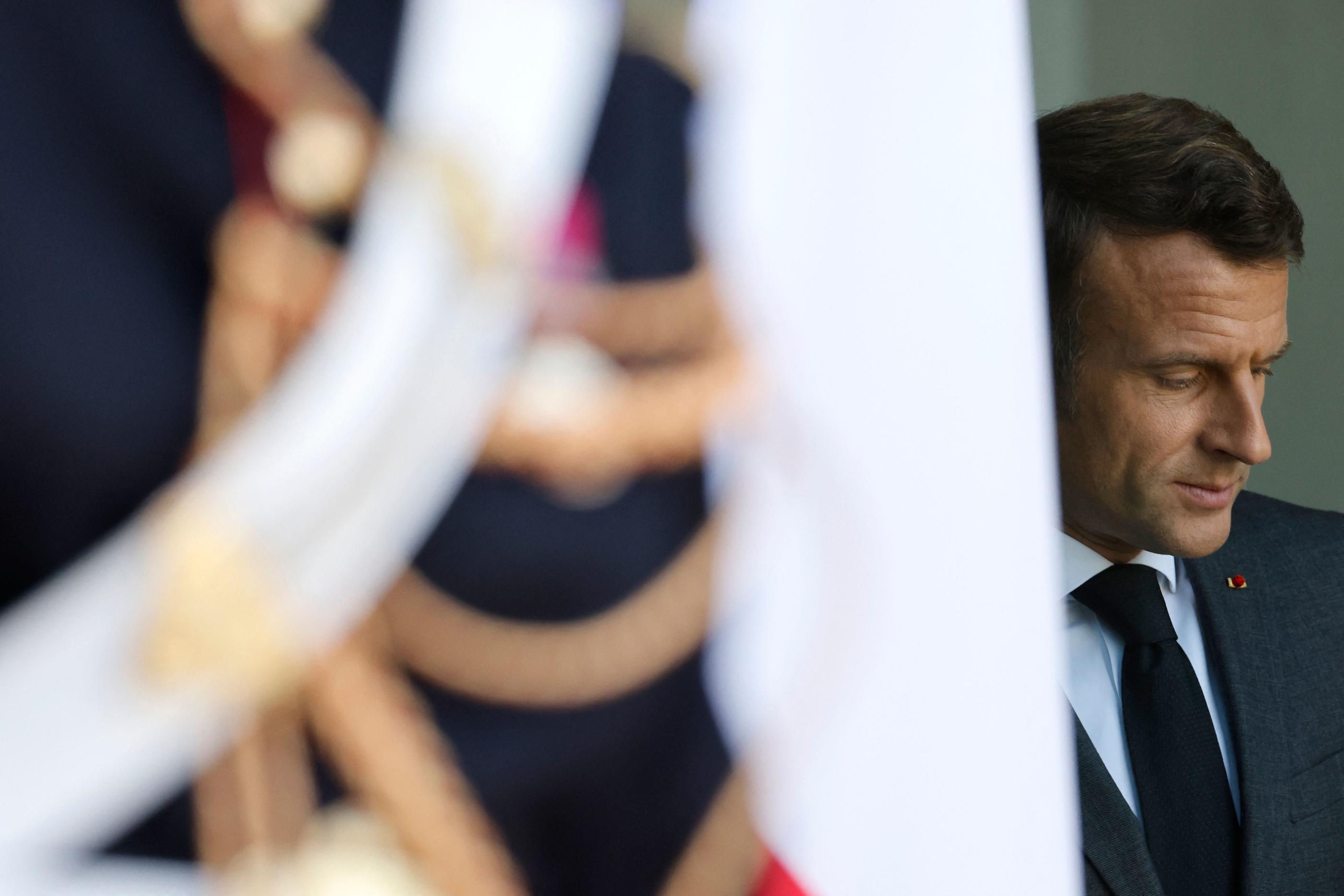 Emmanuel Macron a présenté ses condoléances au roi Charles III. AFP/Ludovic Marin