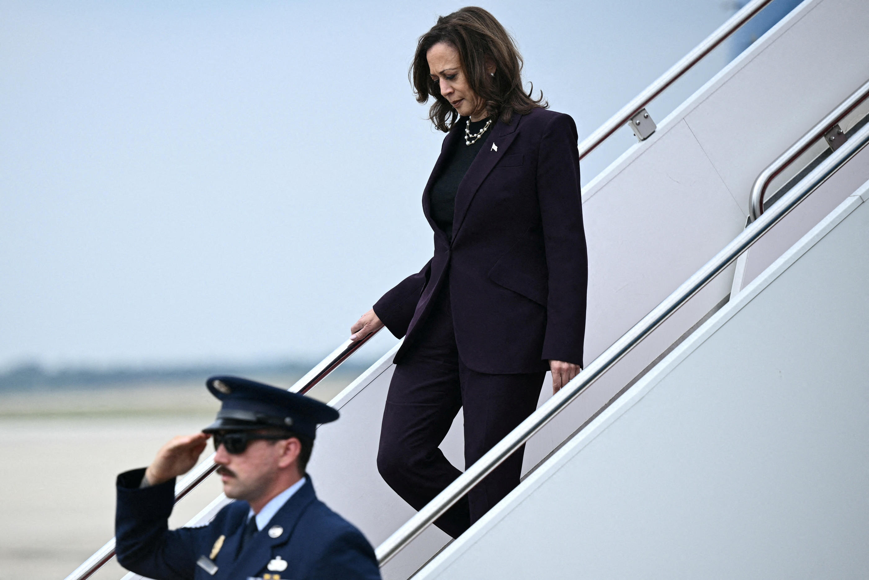 Kamala Harris est désormais la candidate démocrate officielle à la présidentielle américaine. REUTERS/Brendan Smialowski