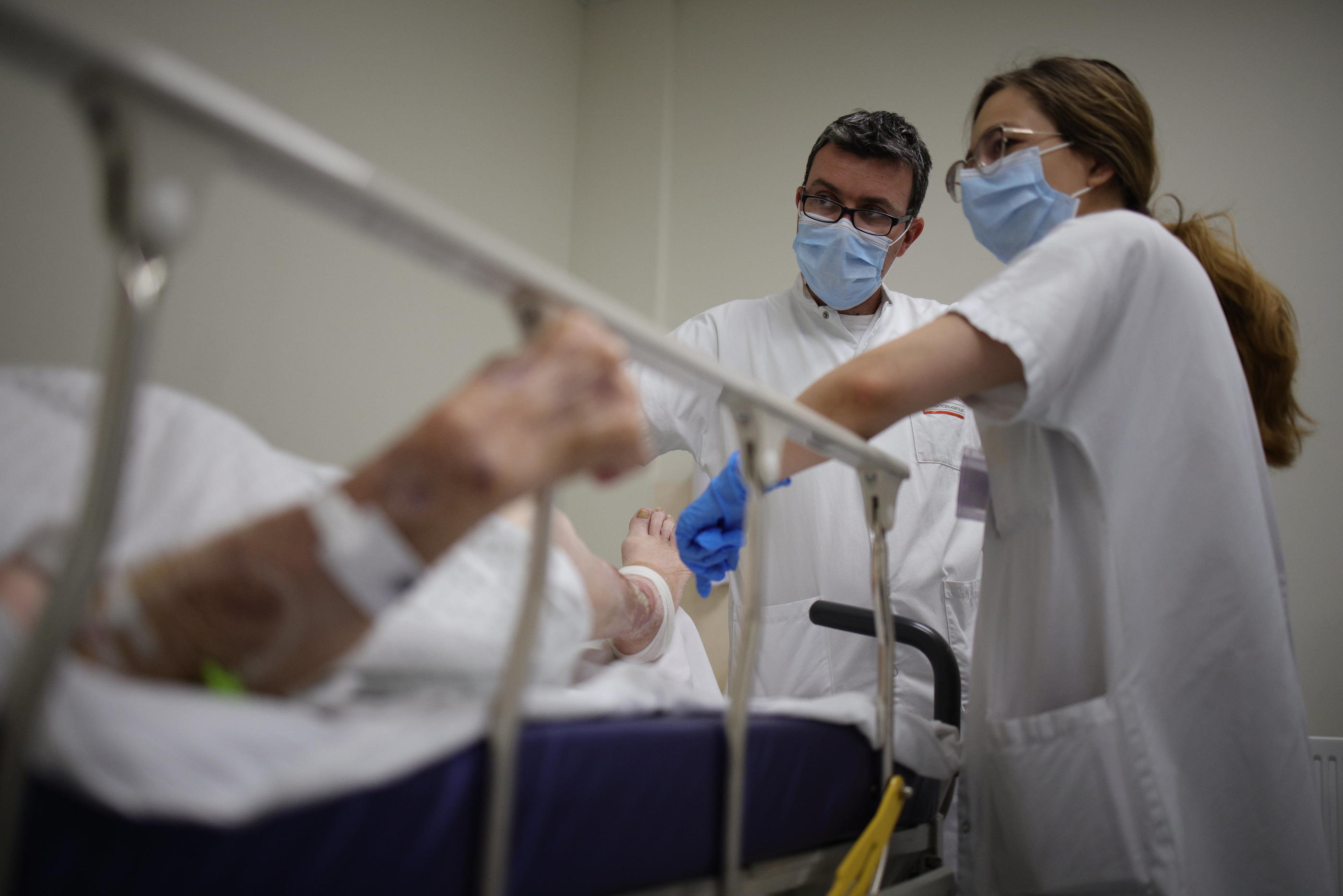 Le coût de la télé à l'hôpital fait tousser