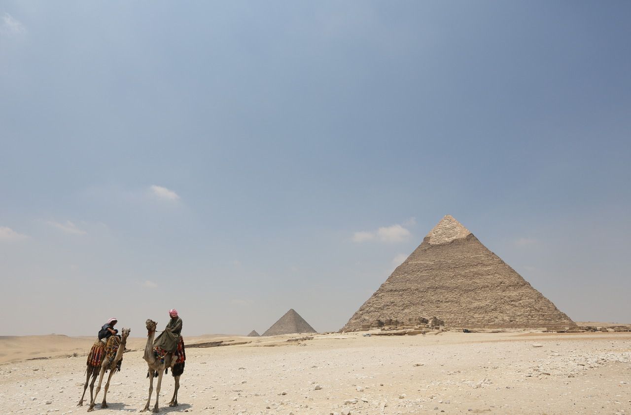 La Révélation Des Pyramides 2 Date De Sortie Archéologie : encore combien de découvertes à l'ombre des pyramides ? - Le  Parisien